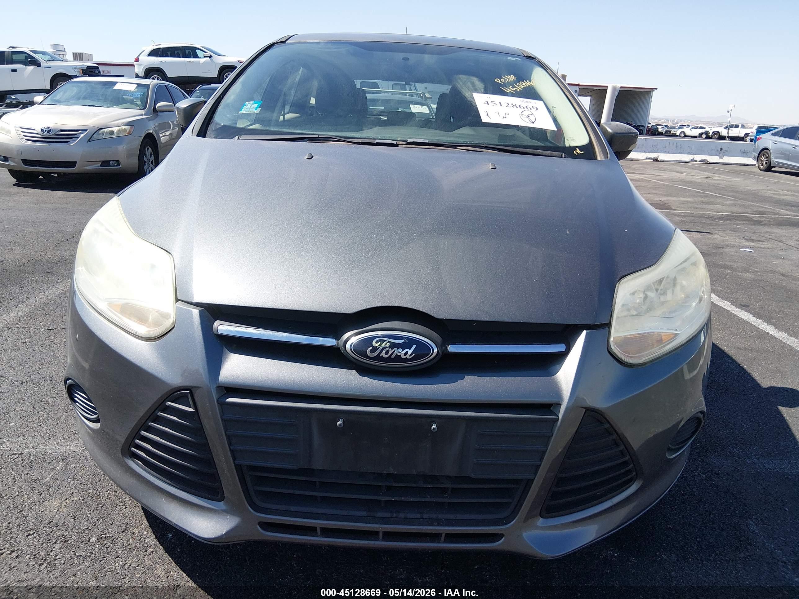 FORD FOCUS image 6