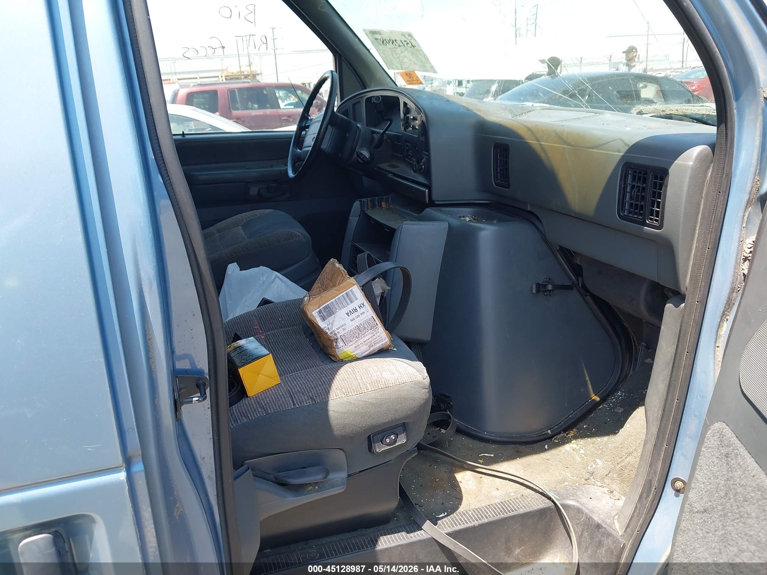 FORD ECONOLINE image 5