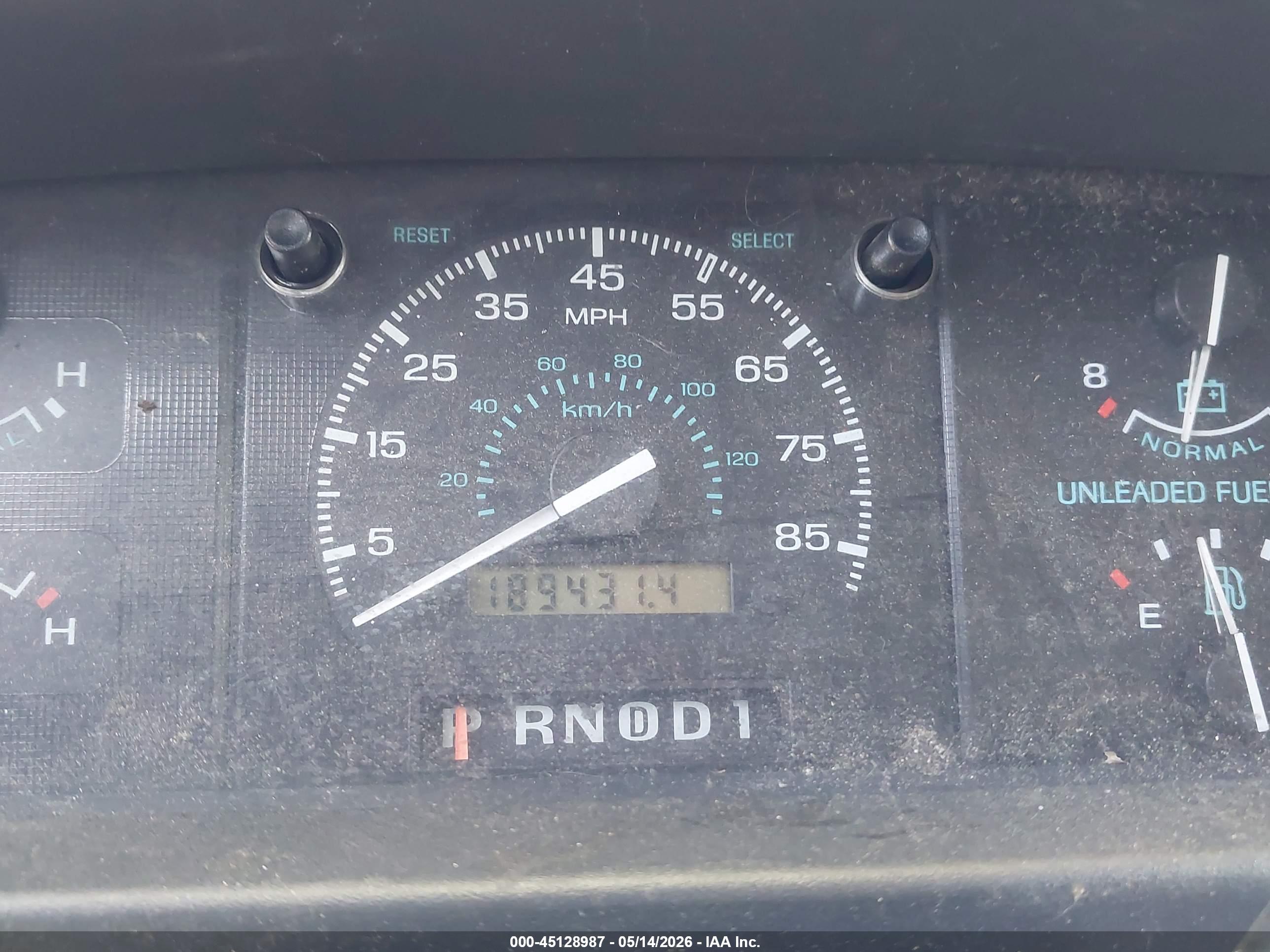 FORD ECONOLINE image 7