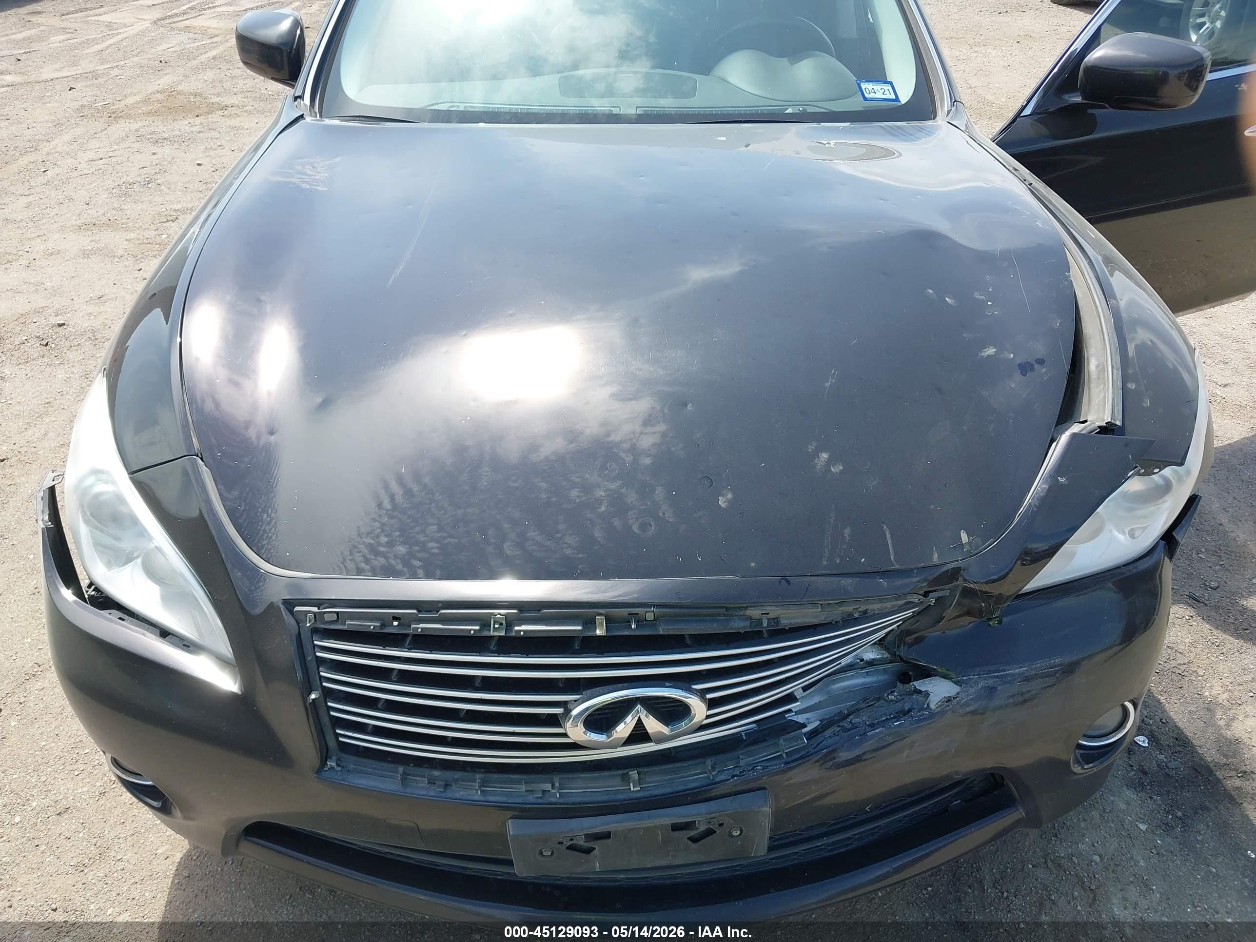 INFINITI M37 image 10