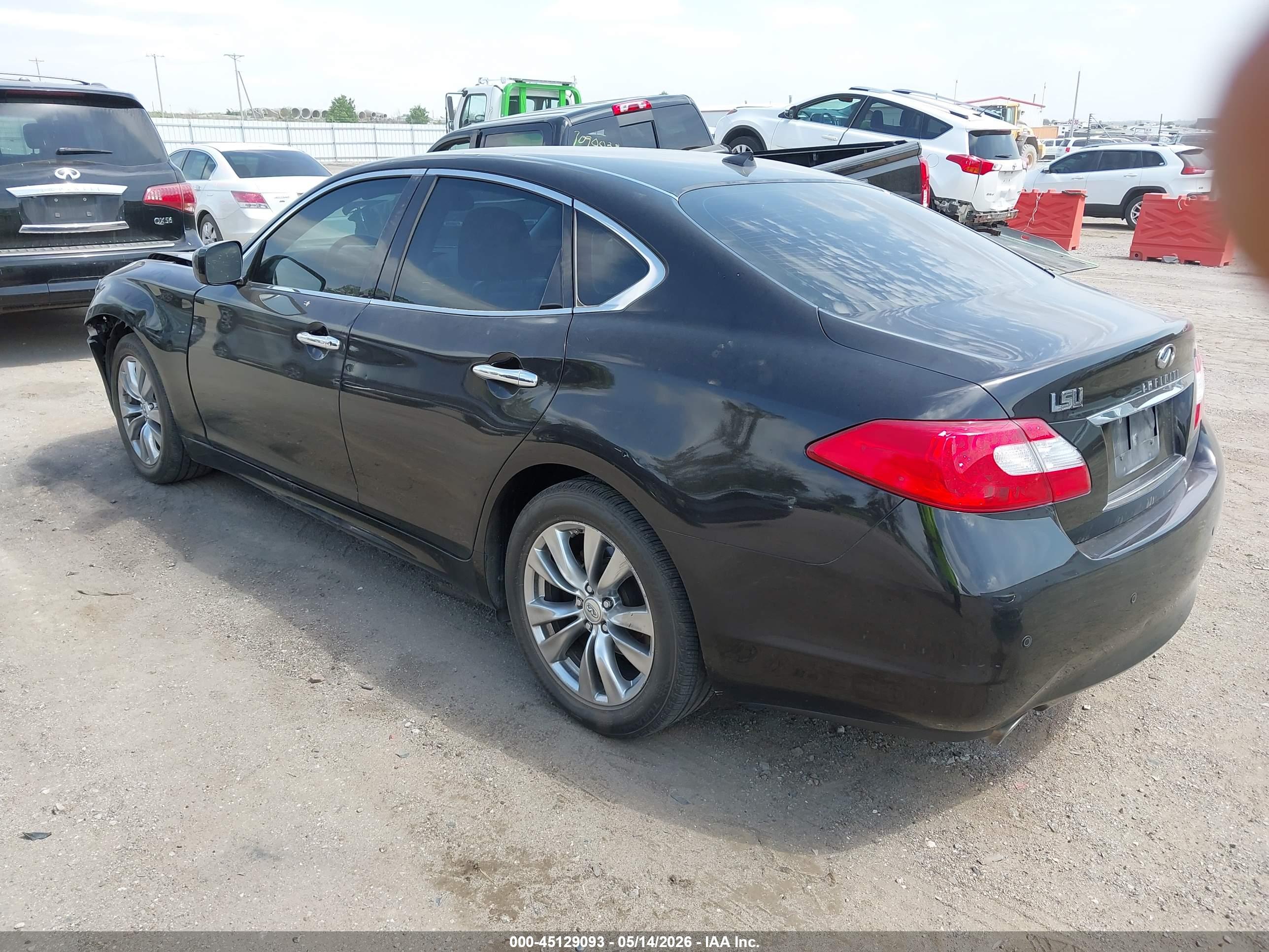 INFINITI M37 image 3