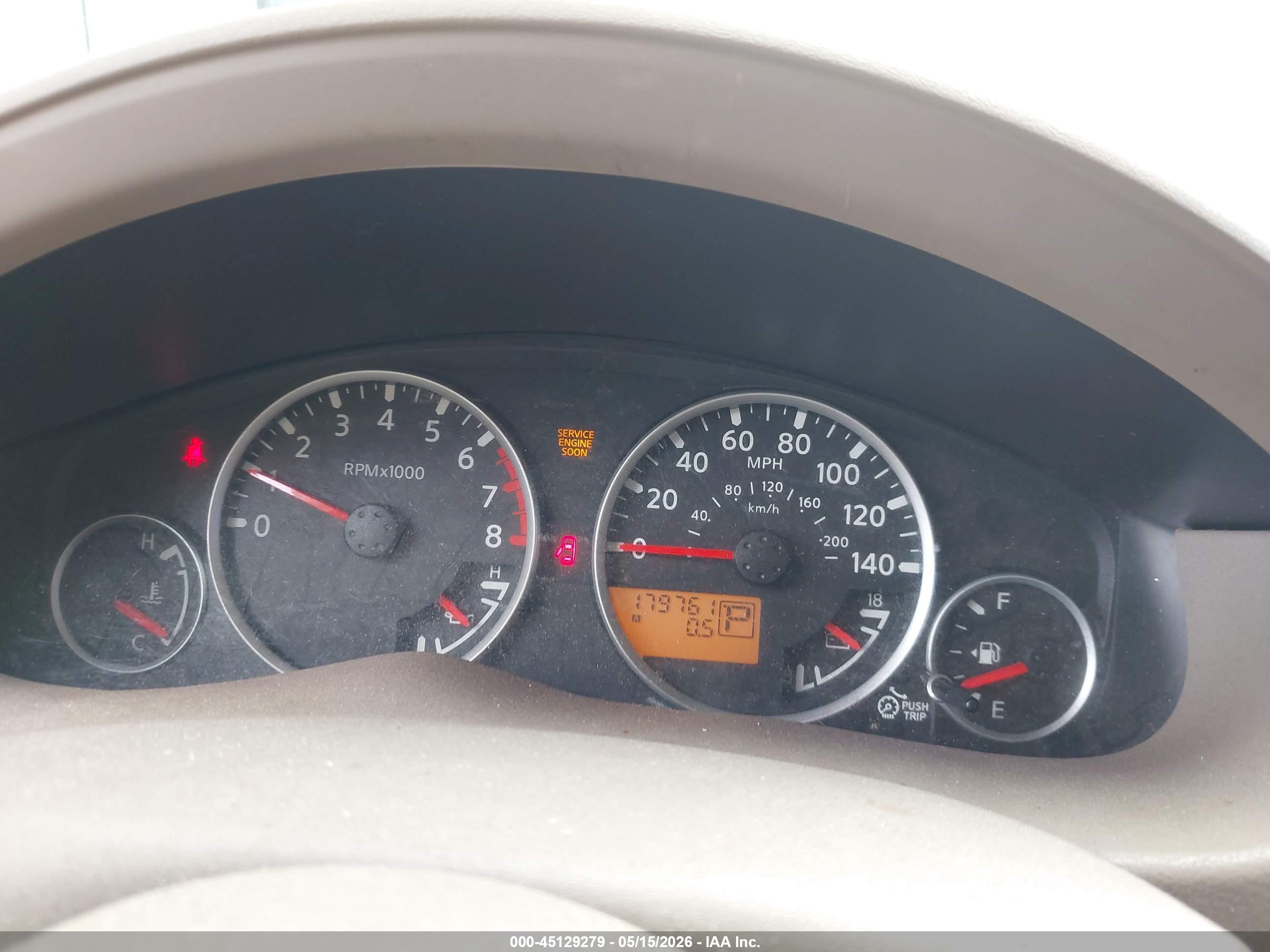 NISSAN PATHFINDER image 7