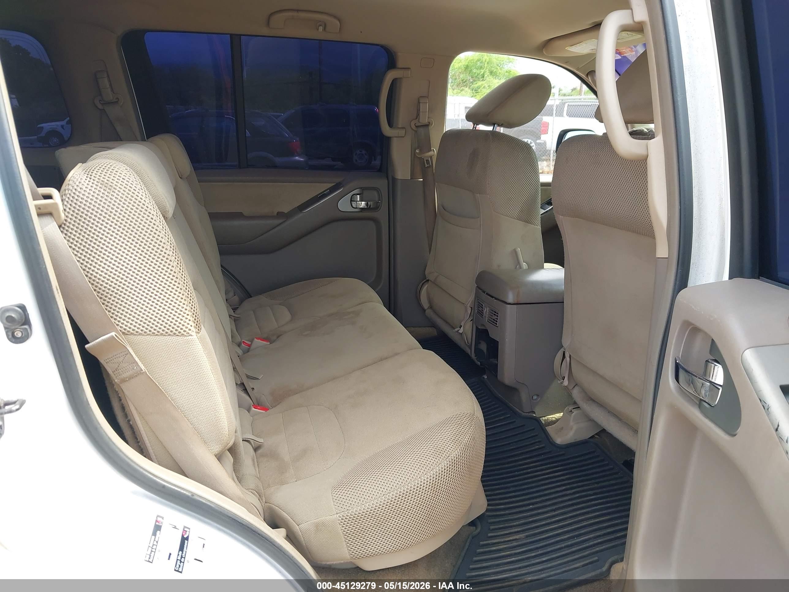 NISSAN PATHFINDER image 8