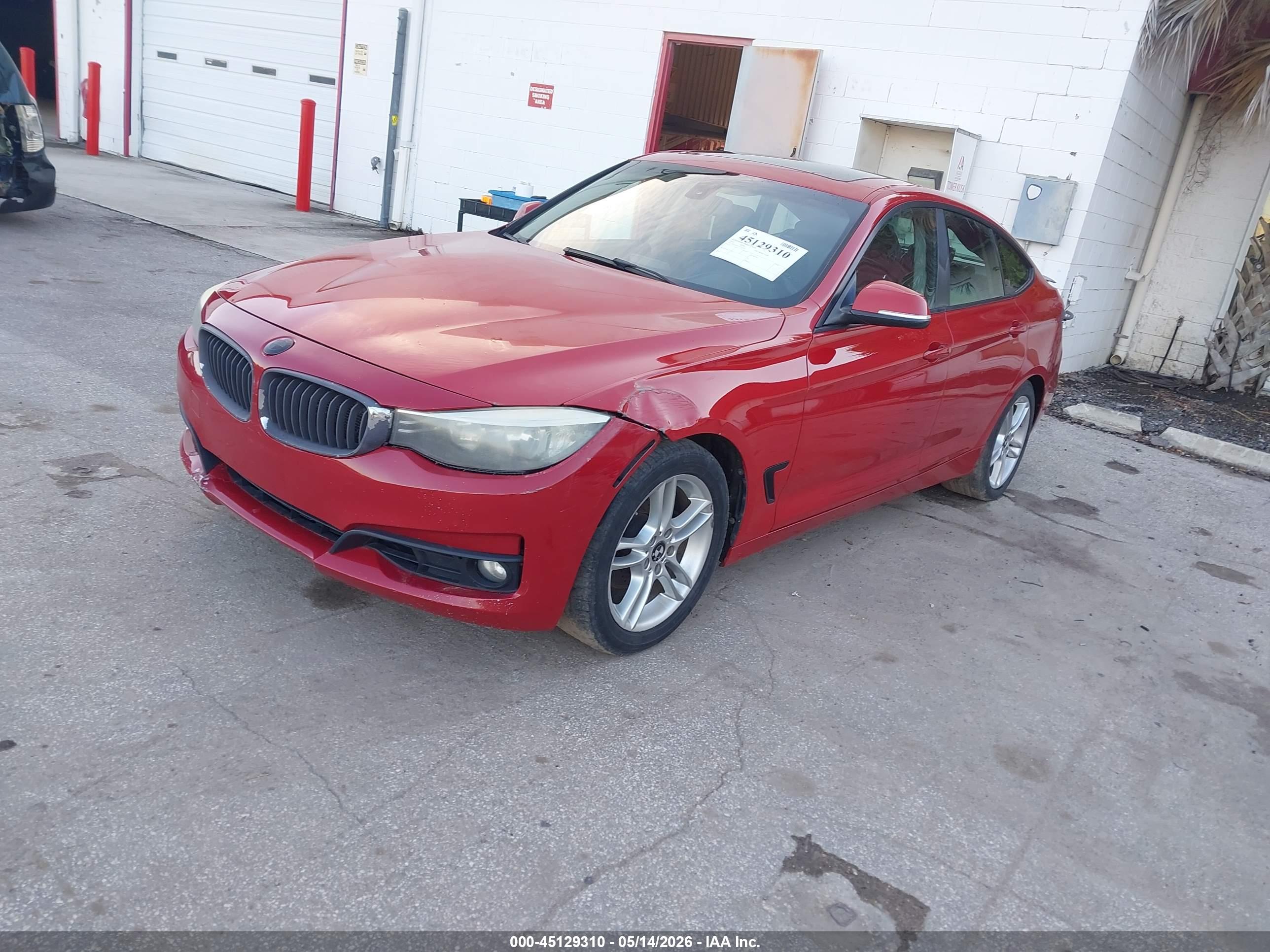 BMW 328I image 2