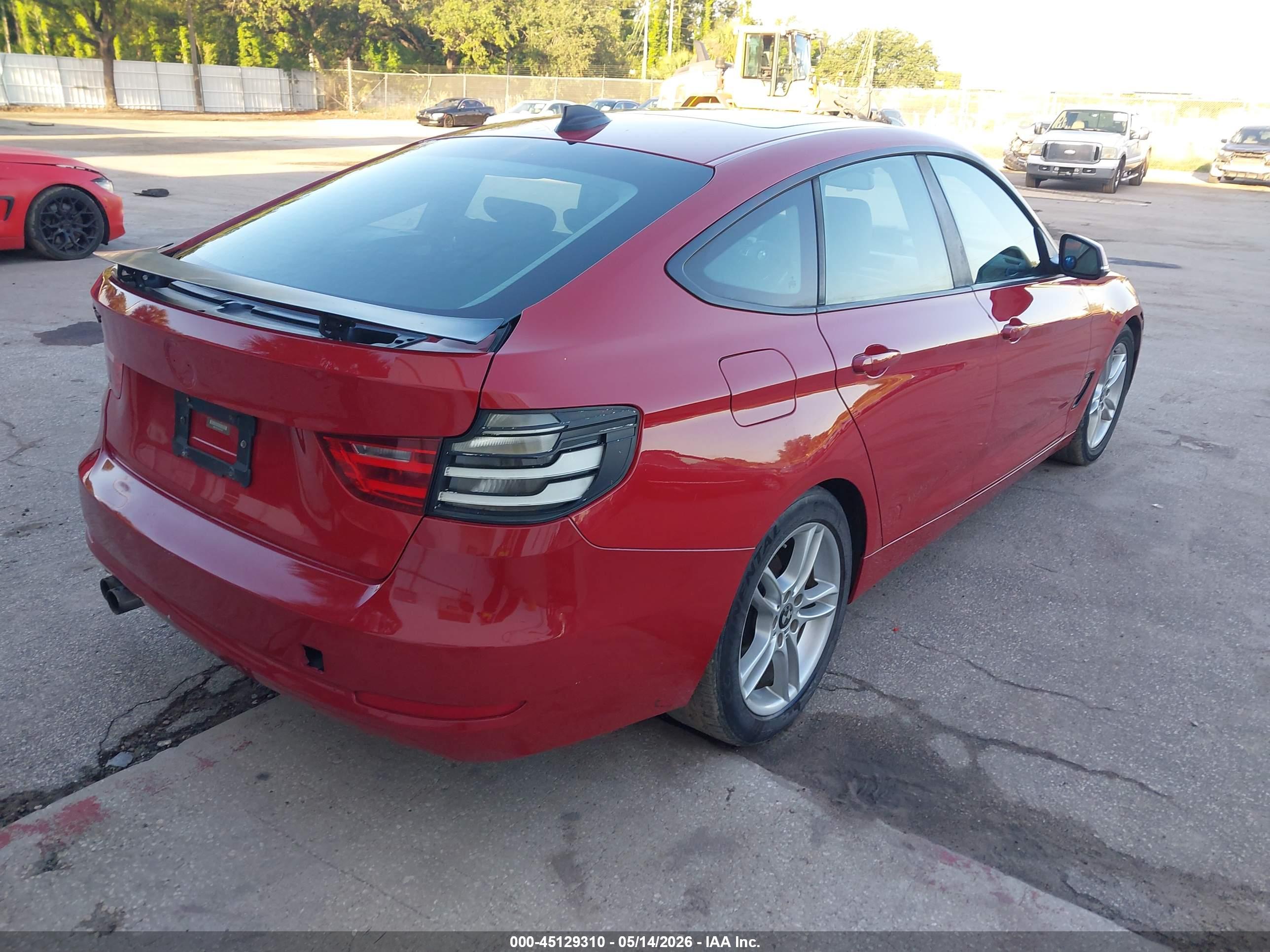 BMW 328I image 4