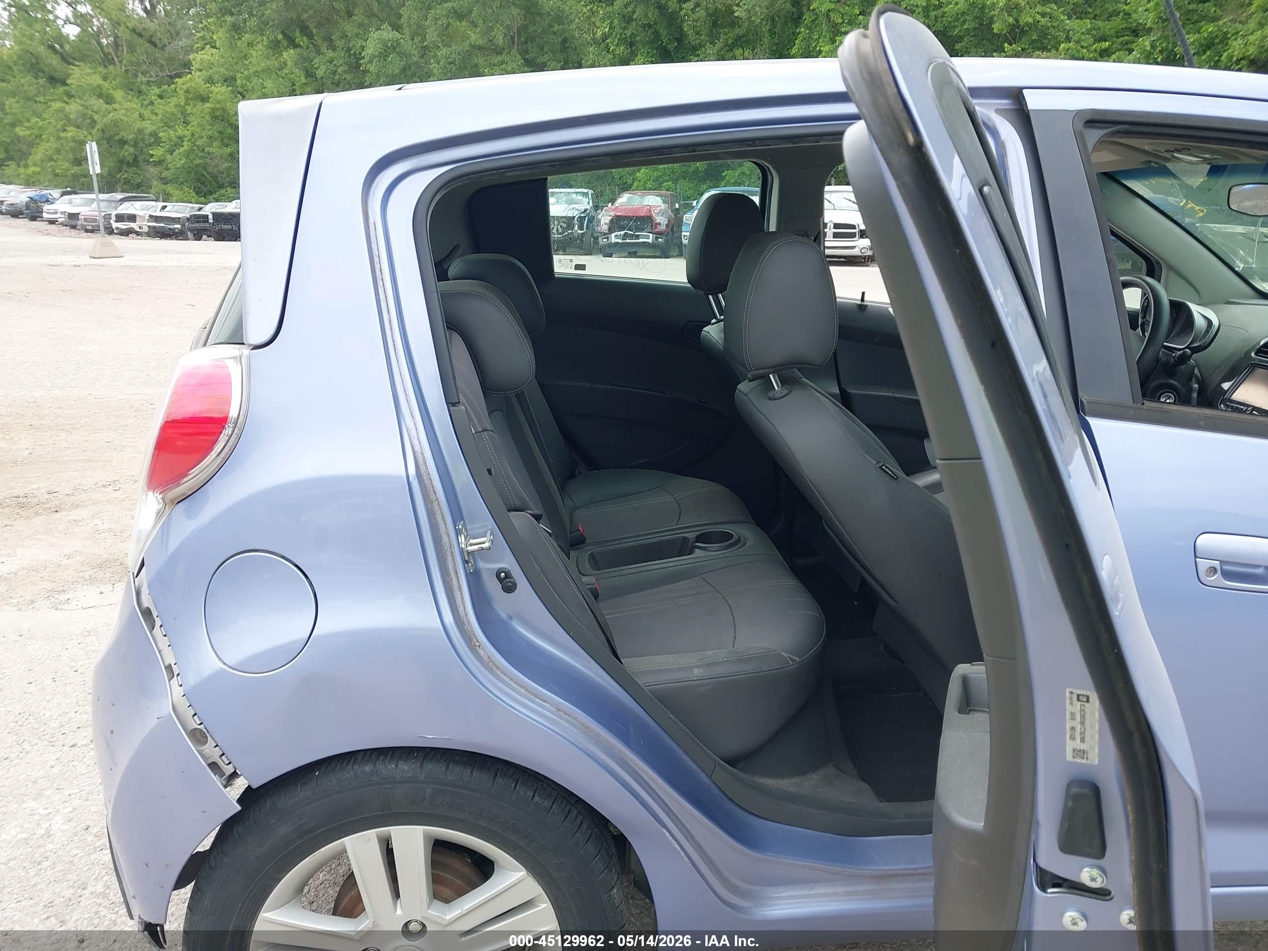 CHEVROLET SPARK image 8