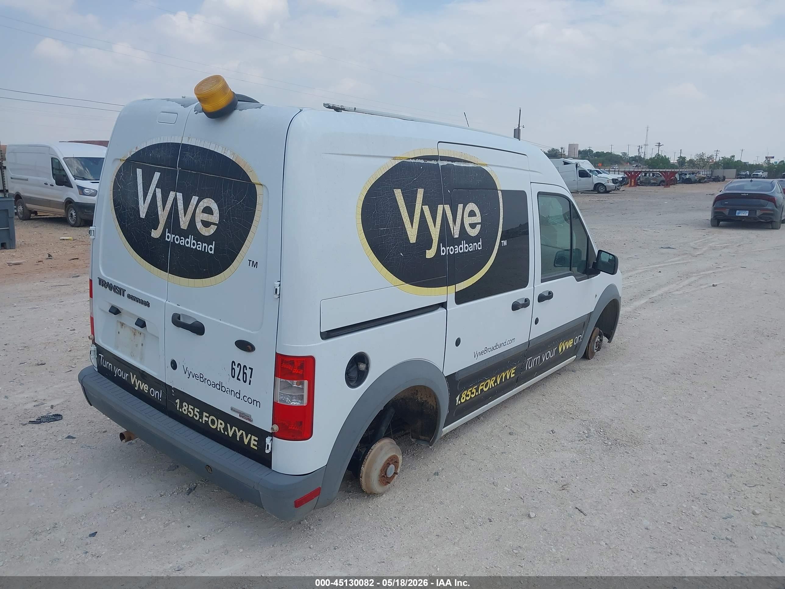 FORD TRANSIT image 4