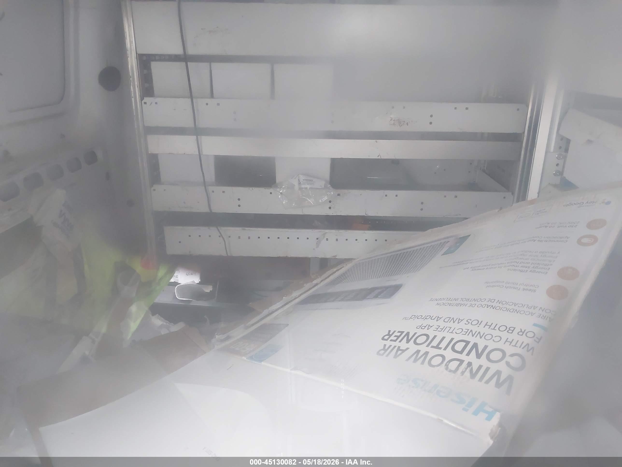 FORD TRANSIT image 8