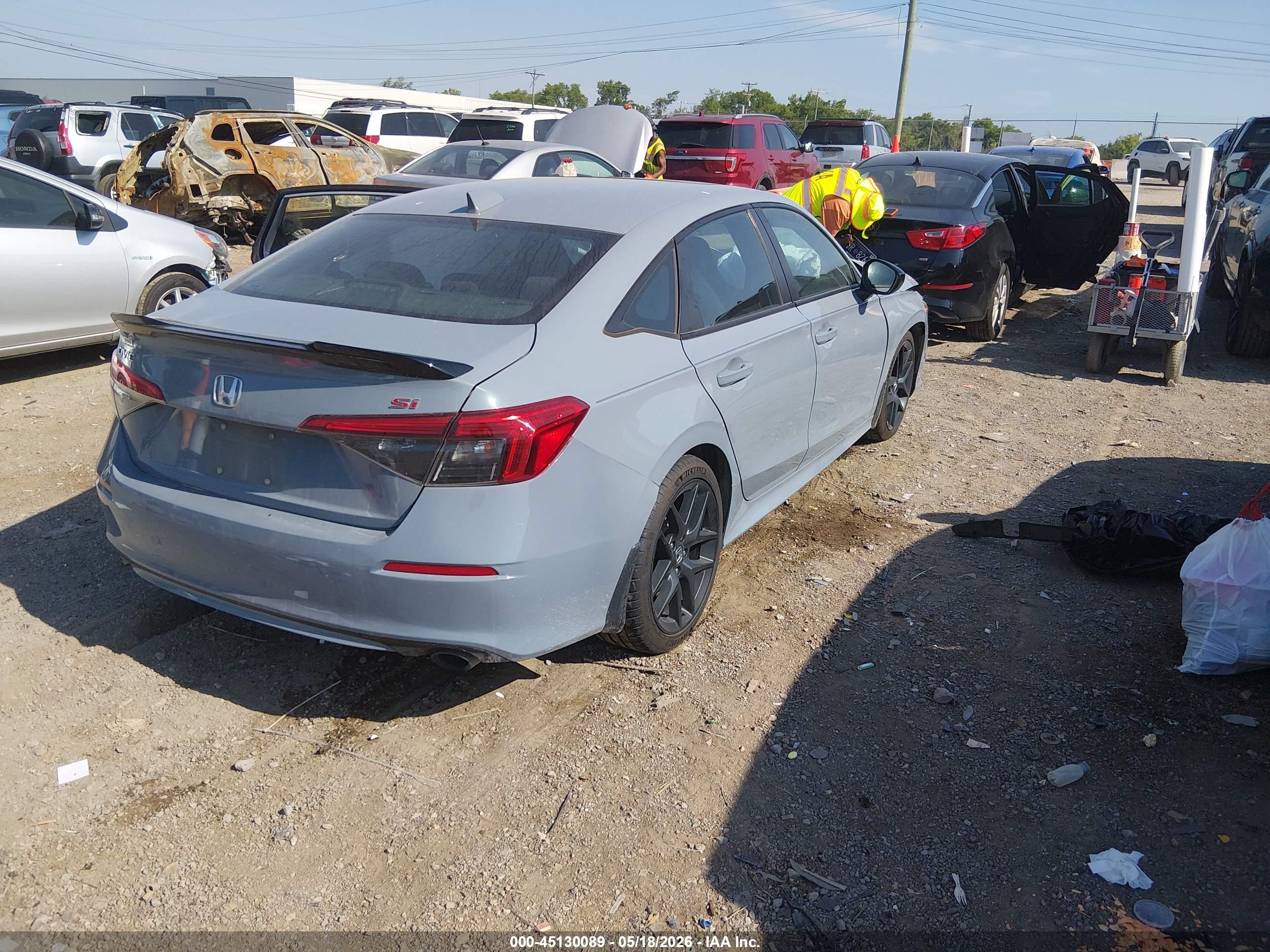 HONDA CIVIC image 4
