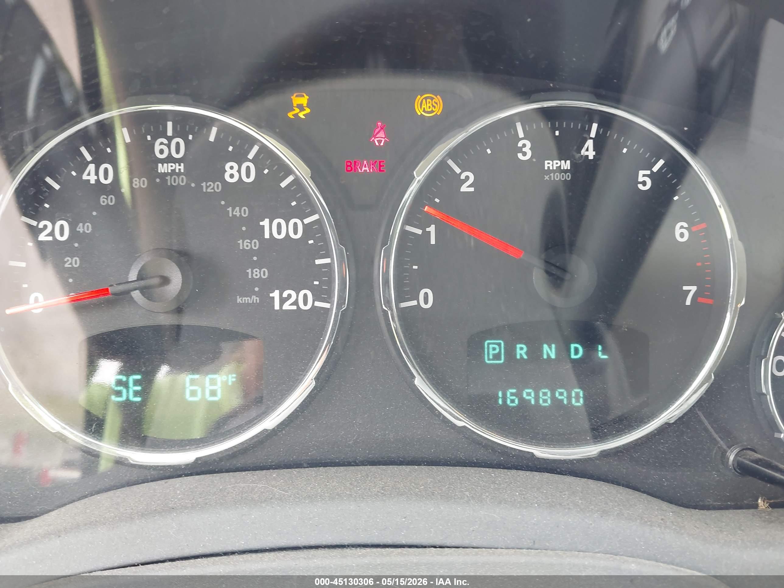 JEEP LIBERTY image 7