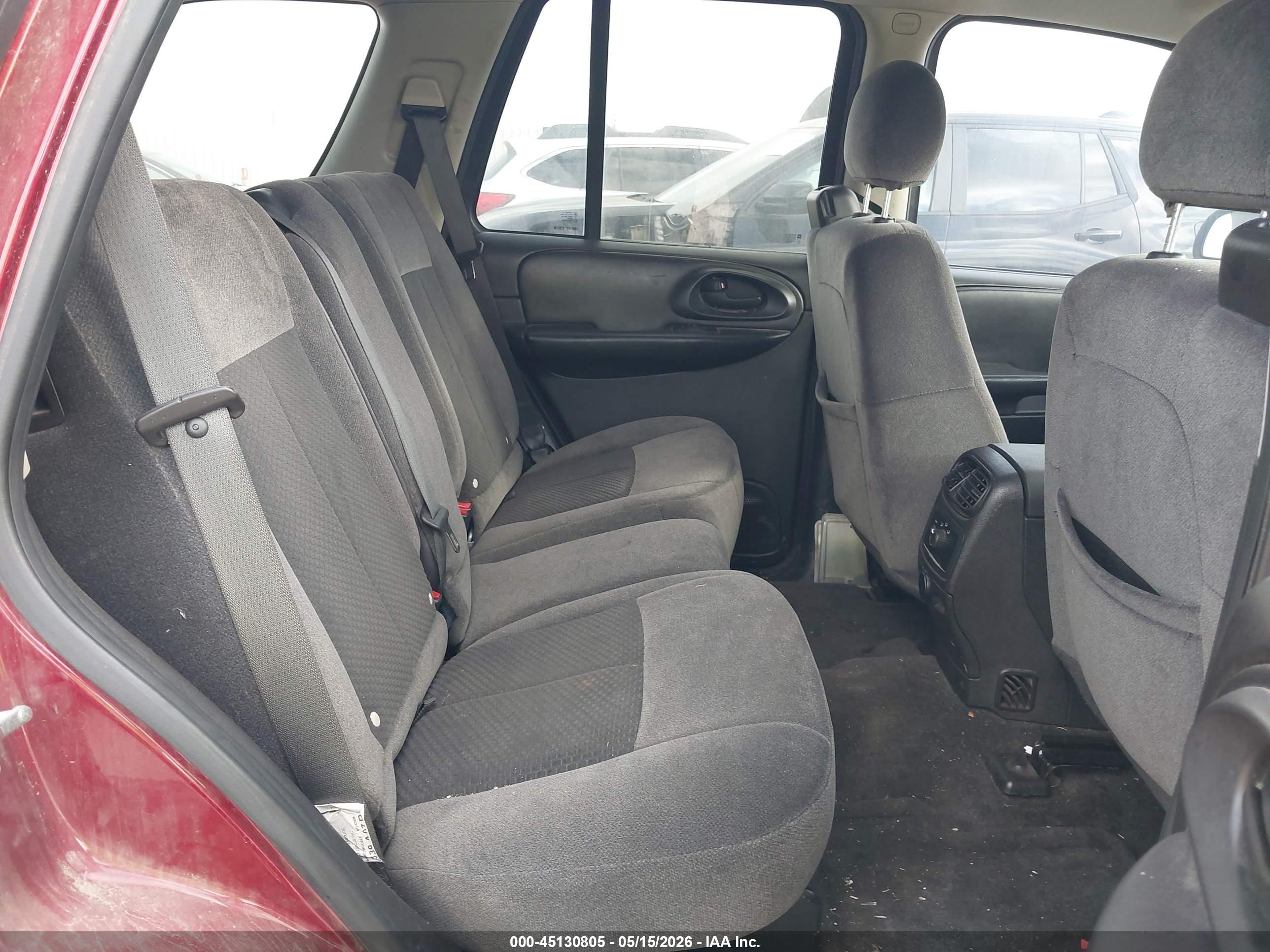 CHEVROLET TRAILBLAZER image 8