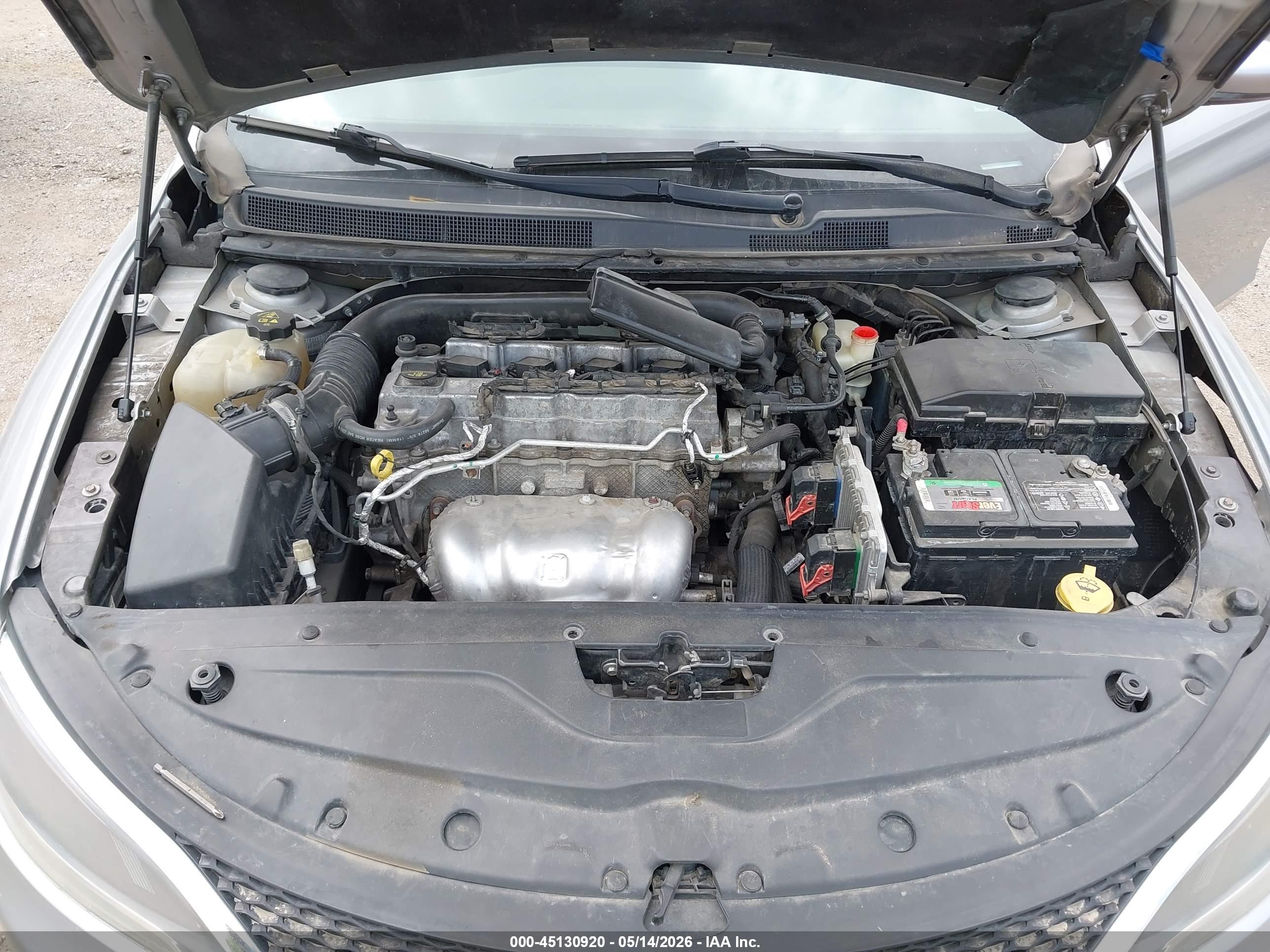 CHRYSLER 200 image 10