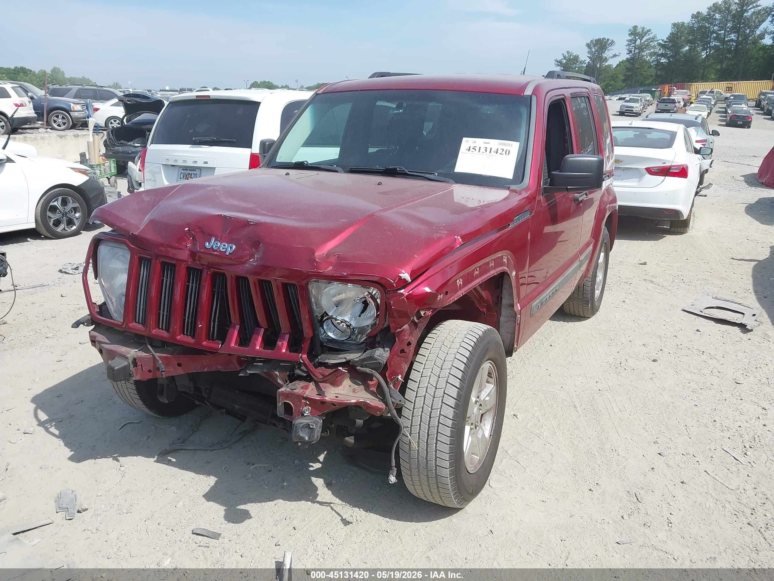 JEEP LIBERTY image 2