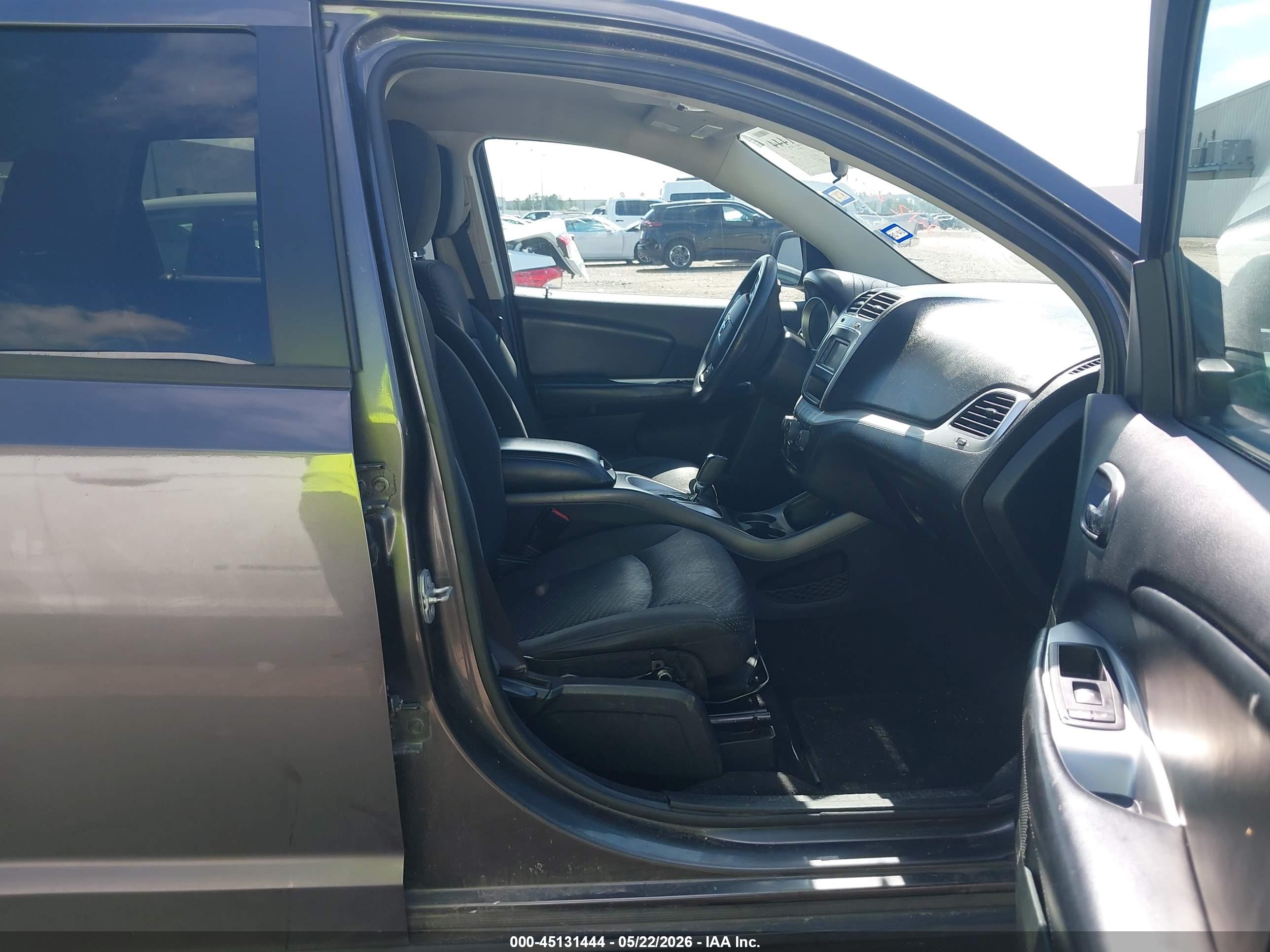 DODGE JOURNEY image 5