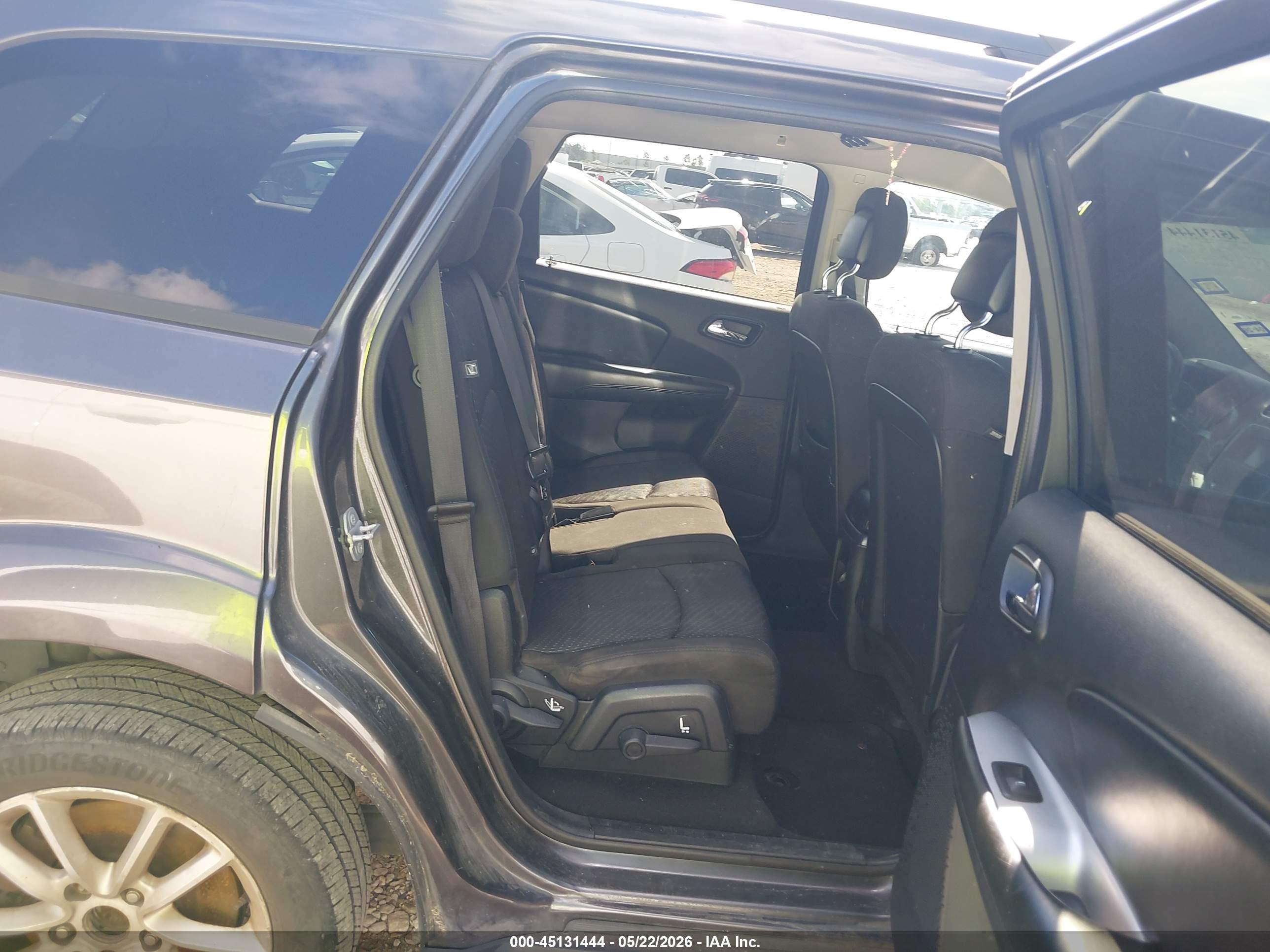 DODGE JOURNEY image 8