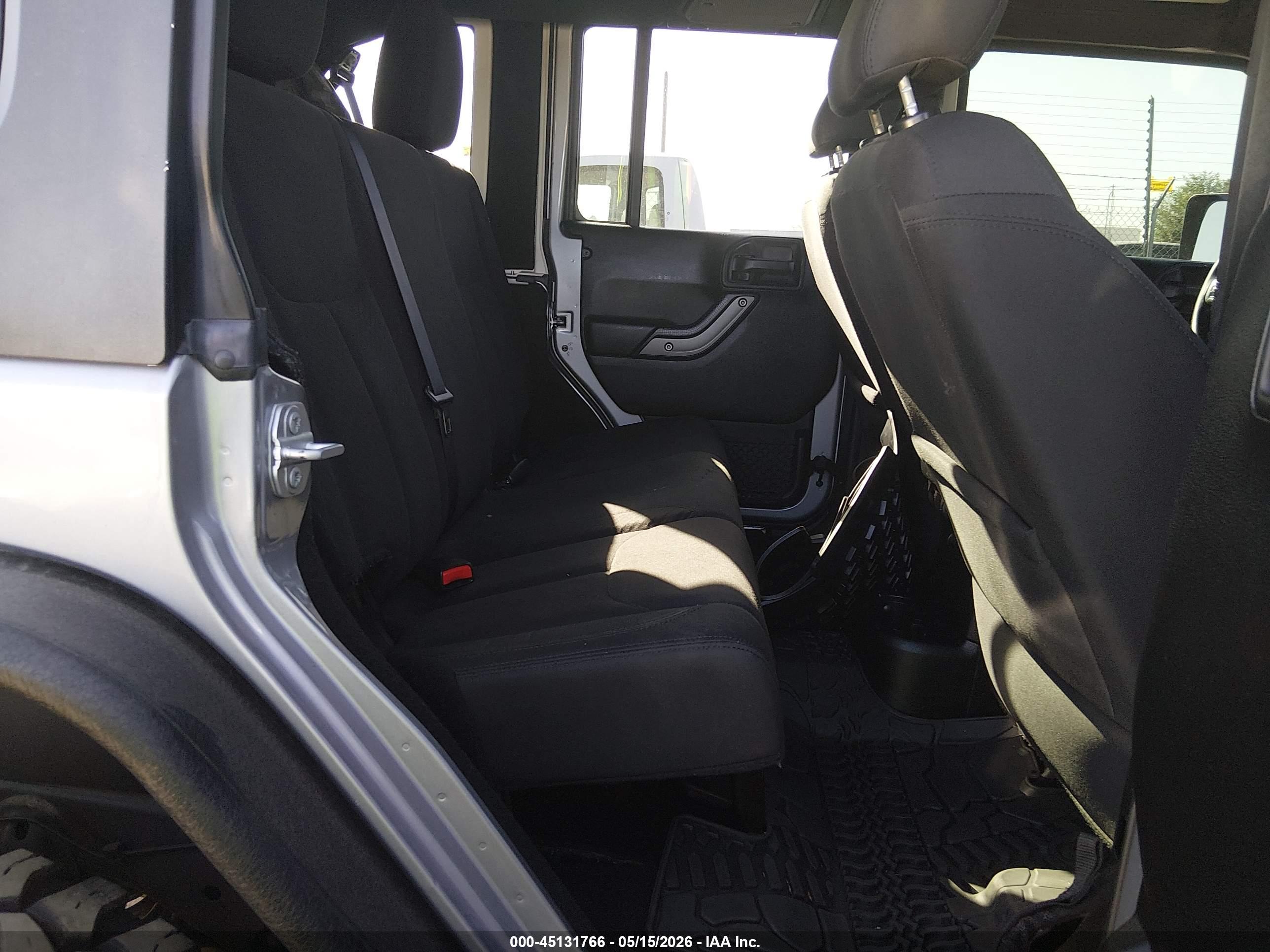 JEEP WRANGLER image 8