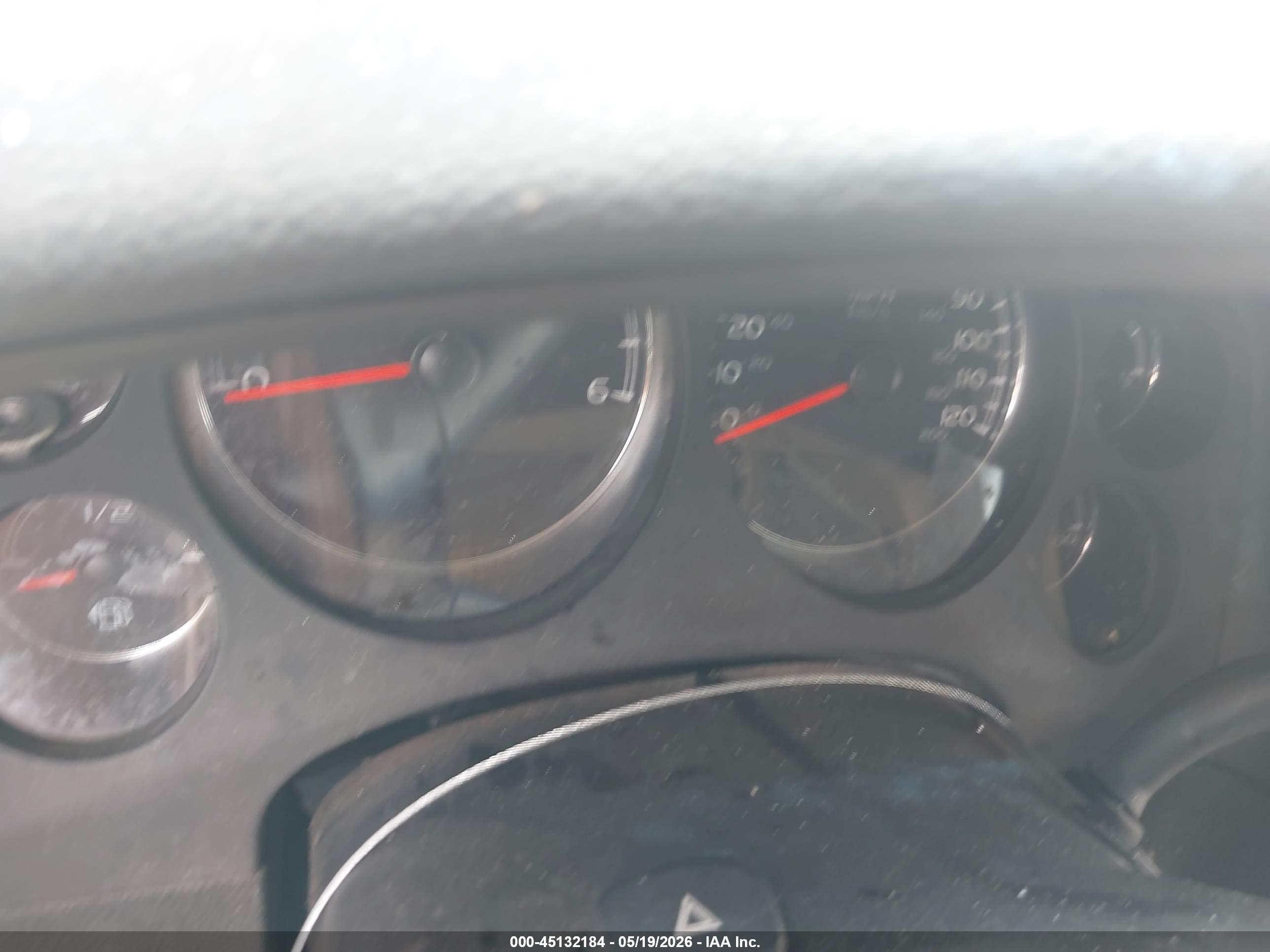 CHEVROLET AVALANCHE image 7