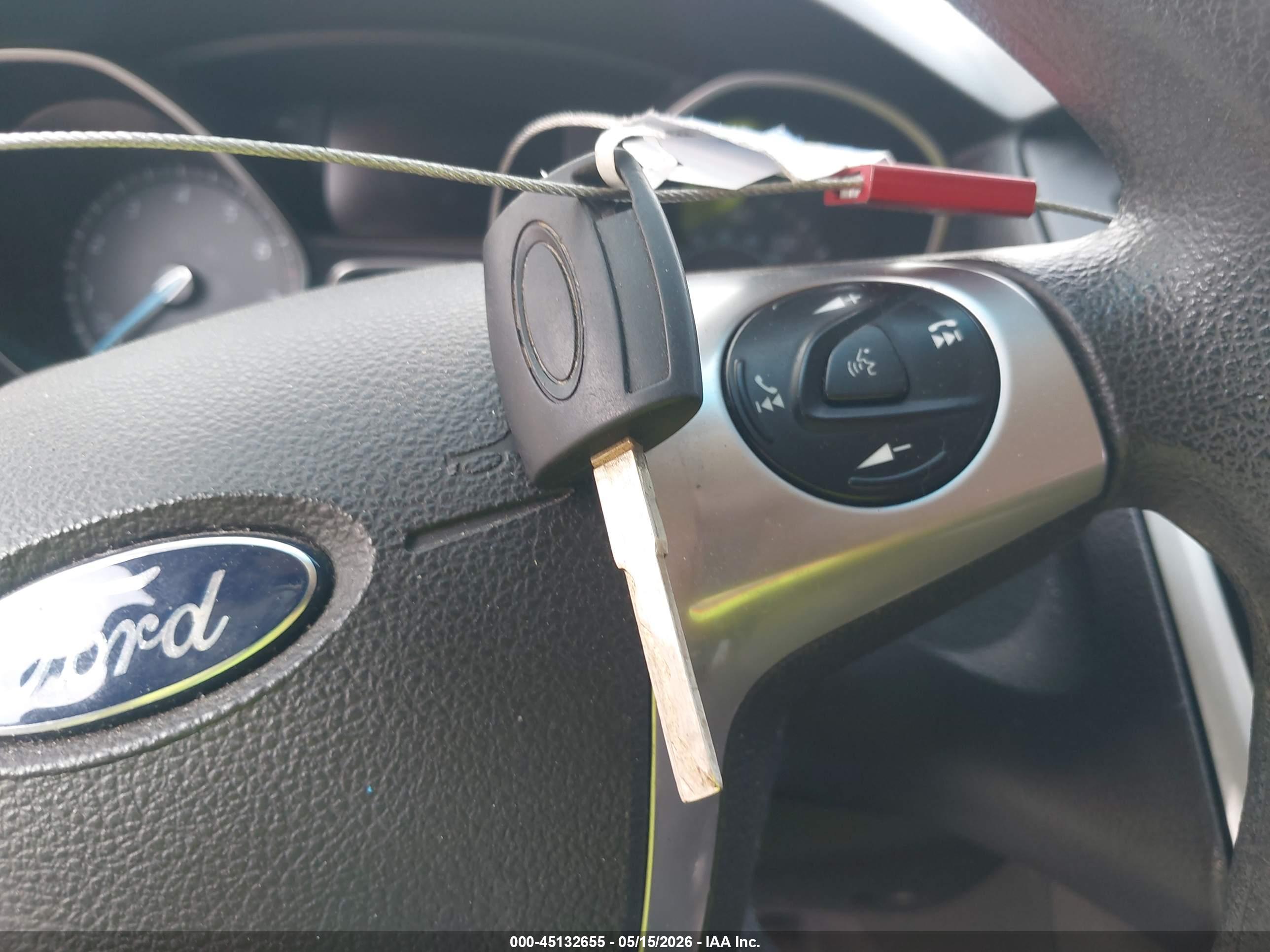 FORD FOCUS image 11