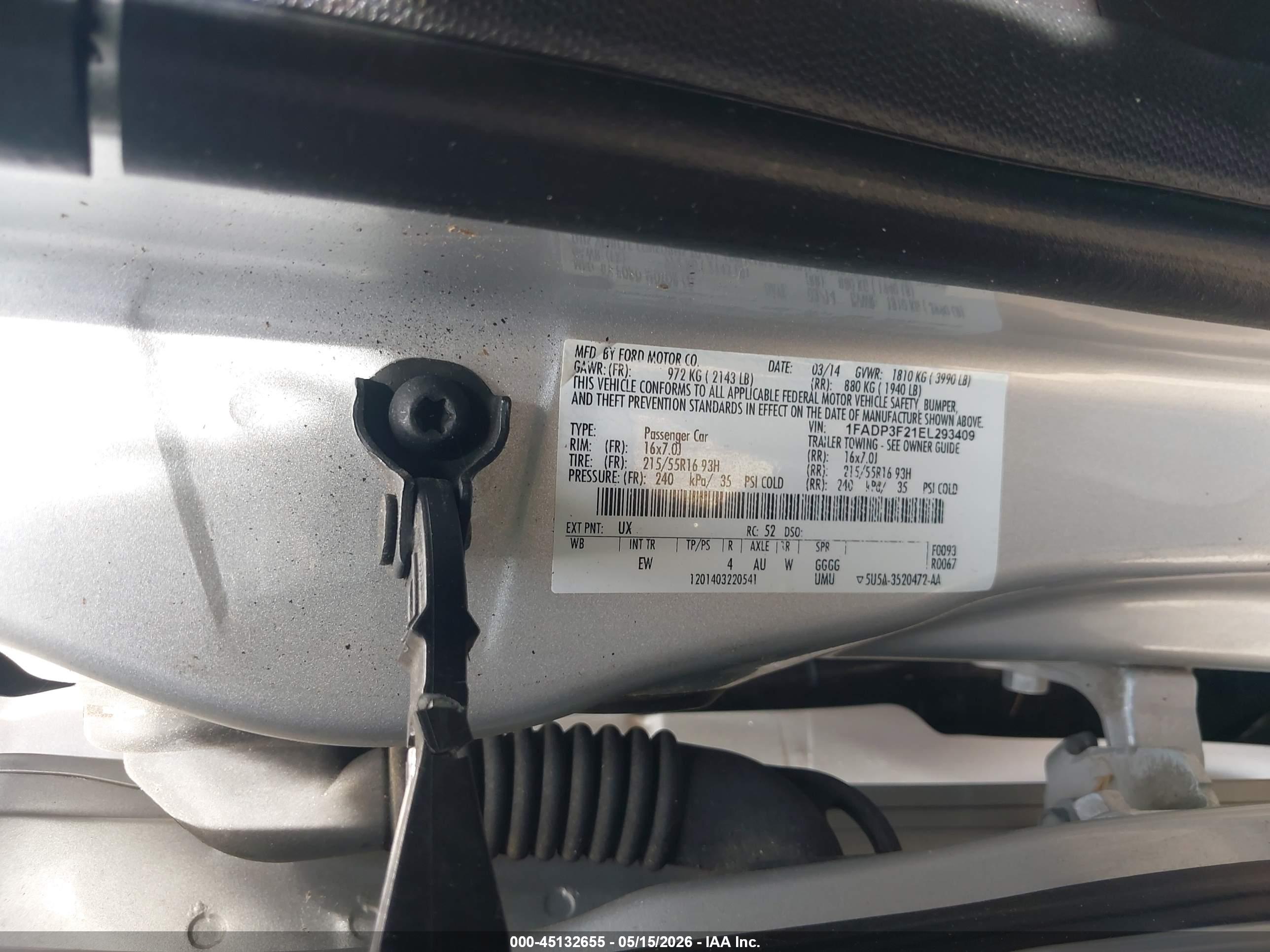 FORD FOCUS image 9