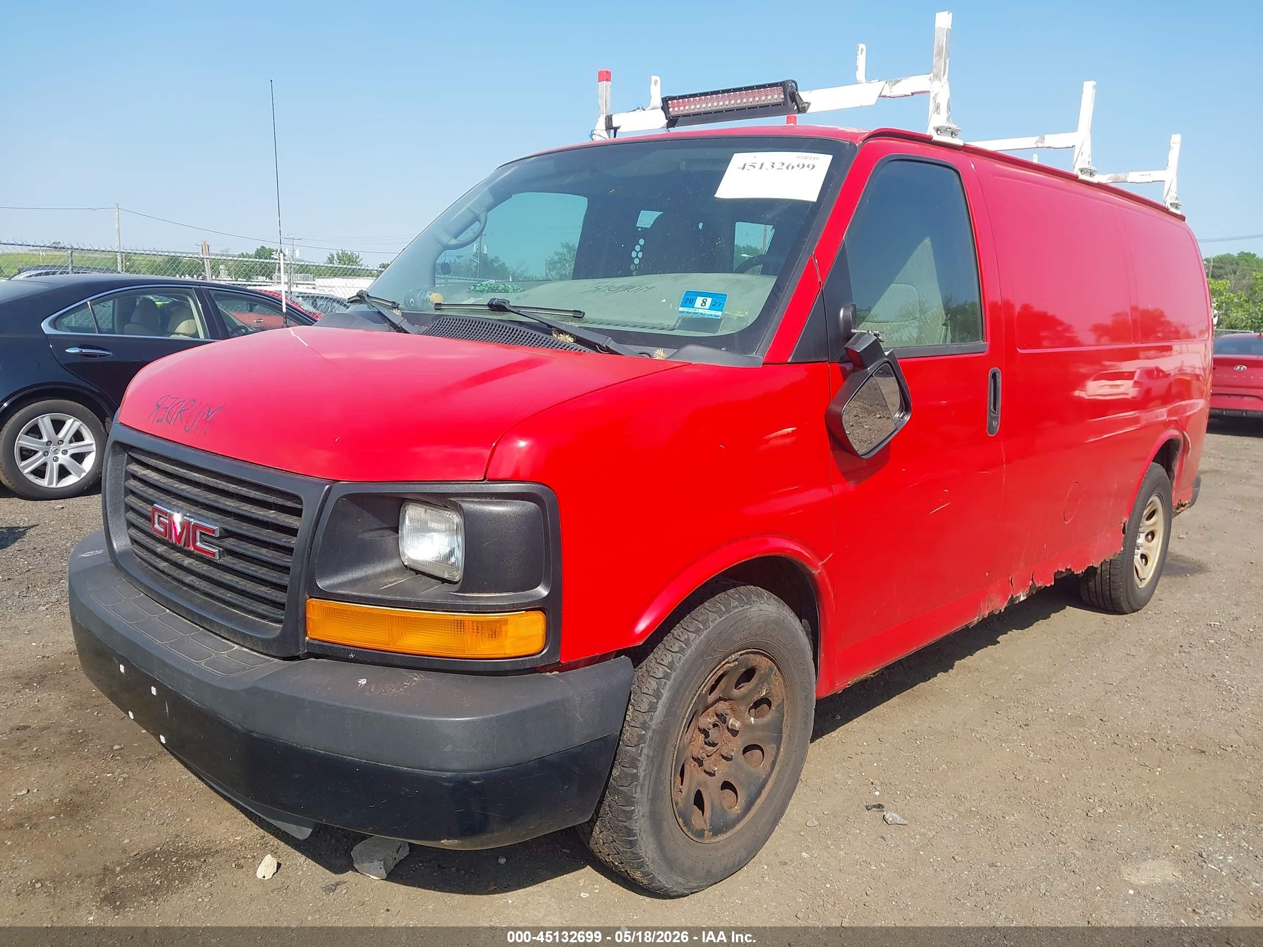 GMC SAVANA image 6