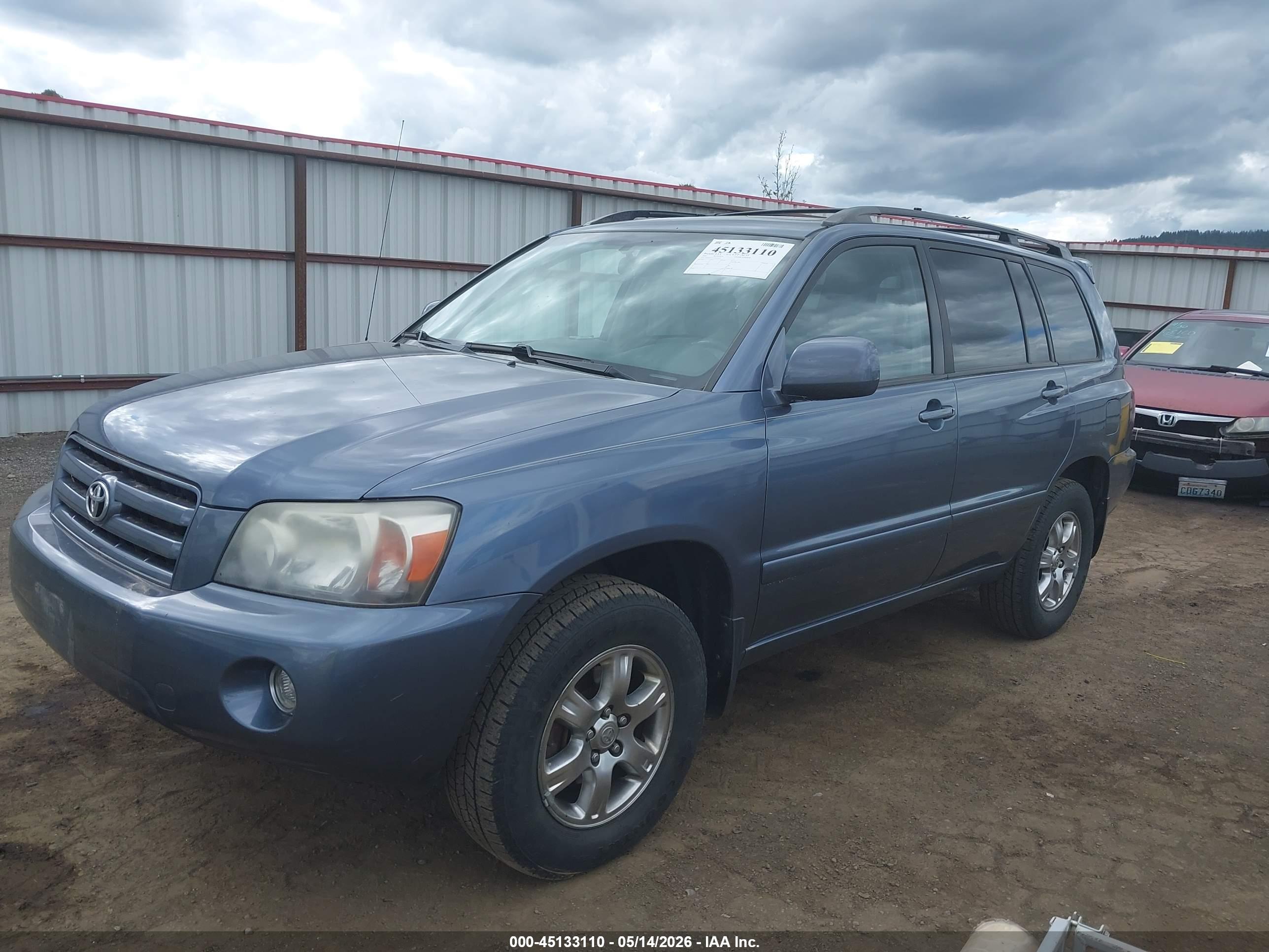 TOYOTA HIGHLANDER image 2