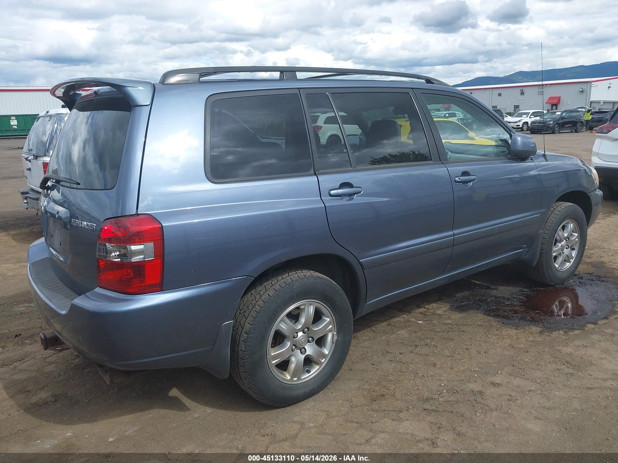 TOYOTA HIGHLANDER image 4