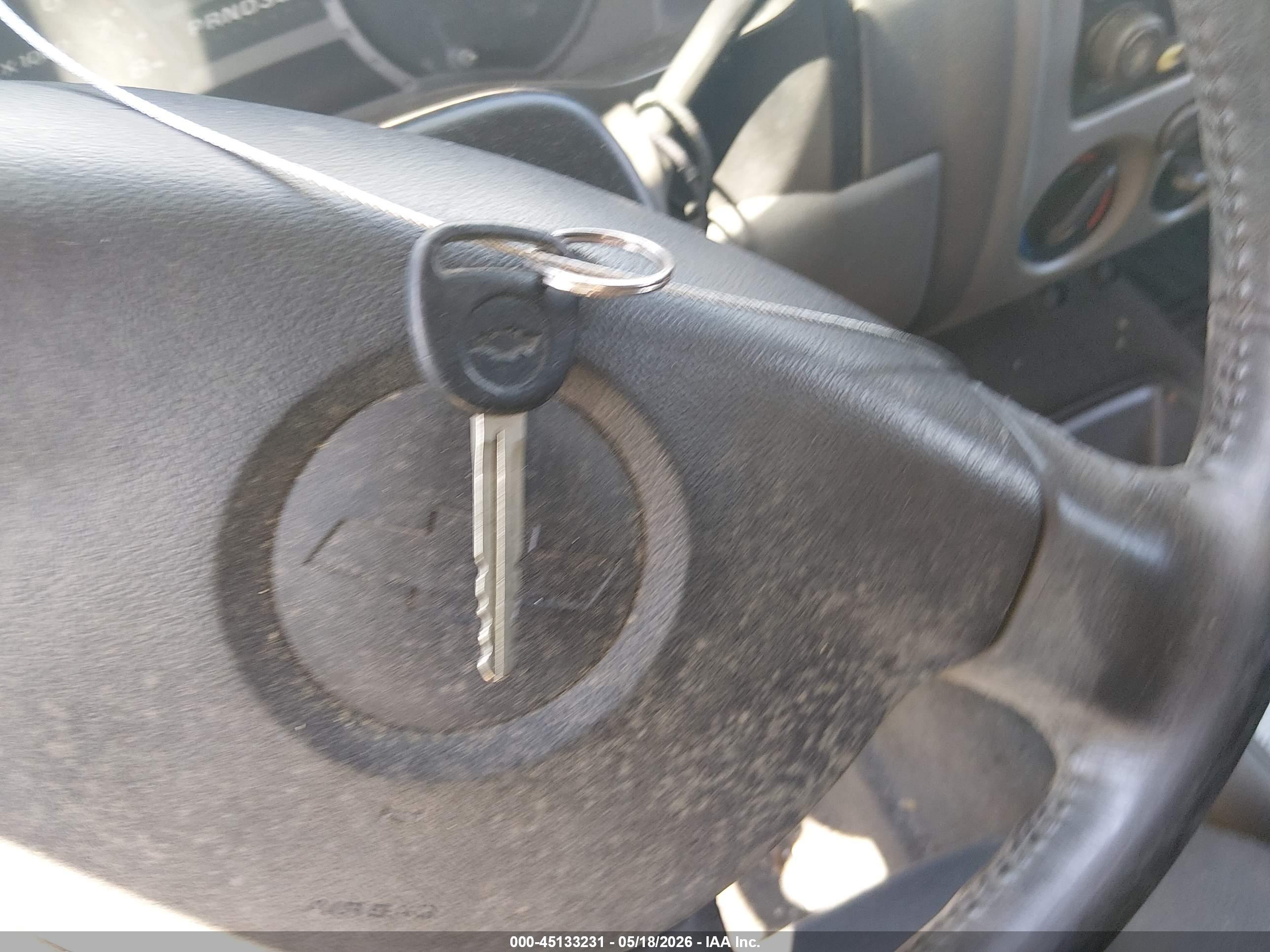 CHEVROLET COLORADO image 11