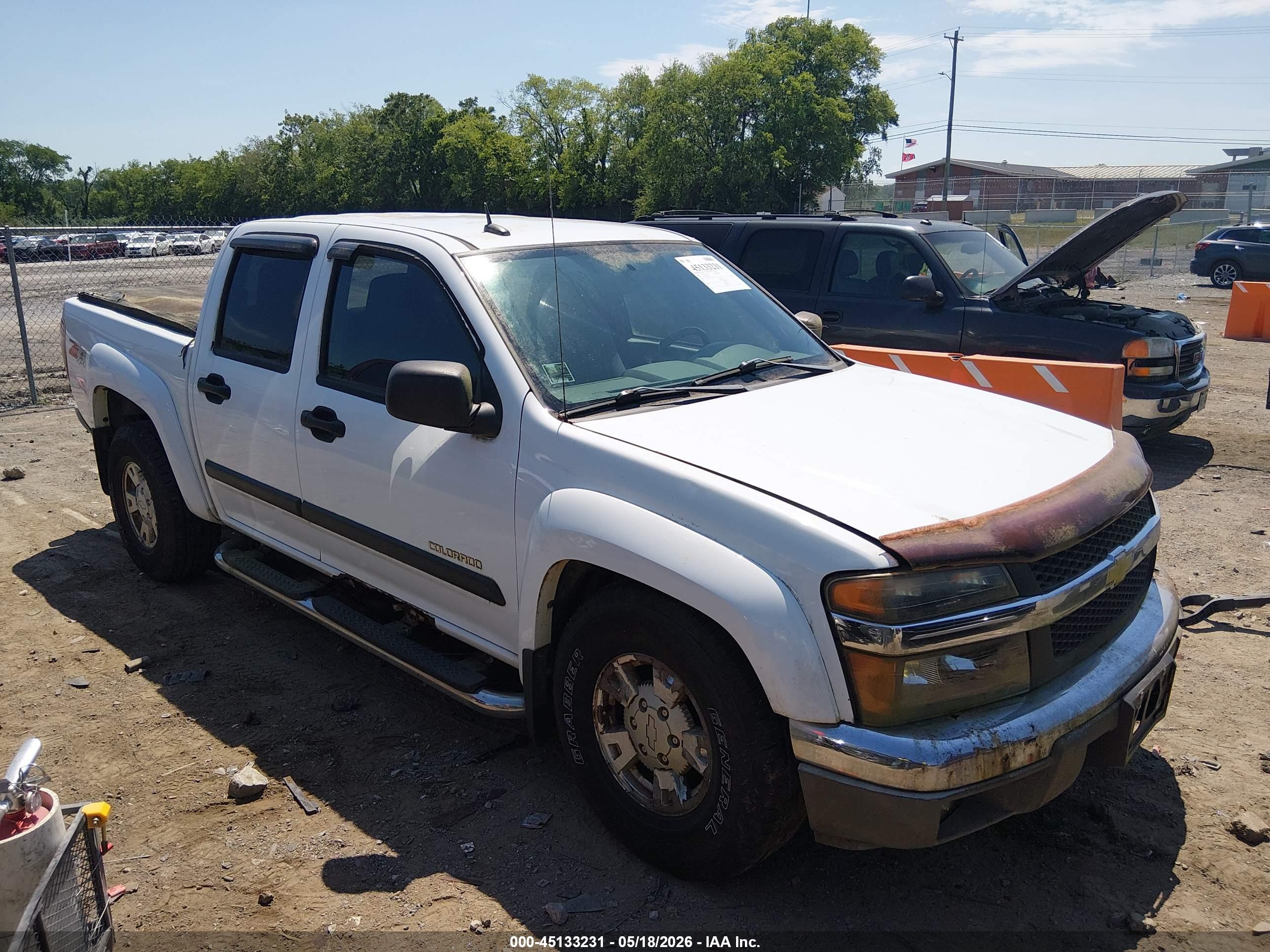 CHEVROLET COLORADO image 6