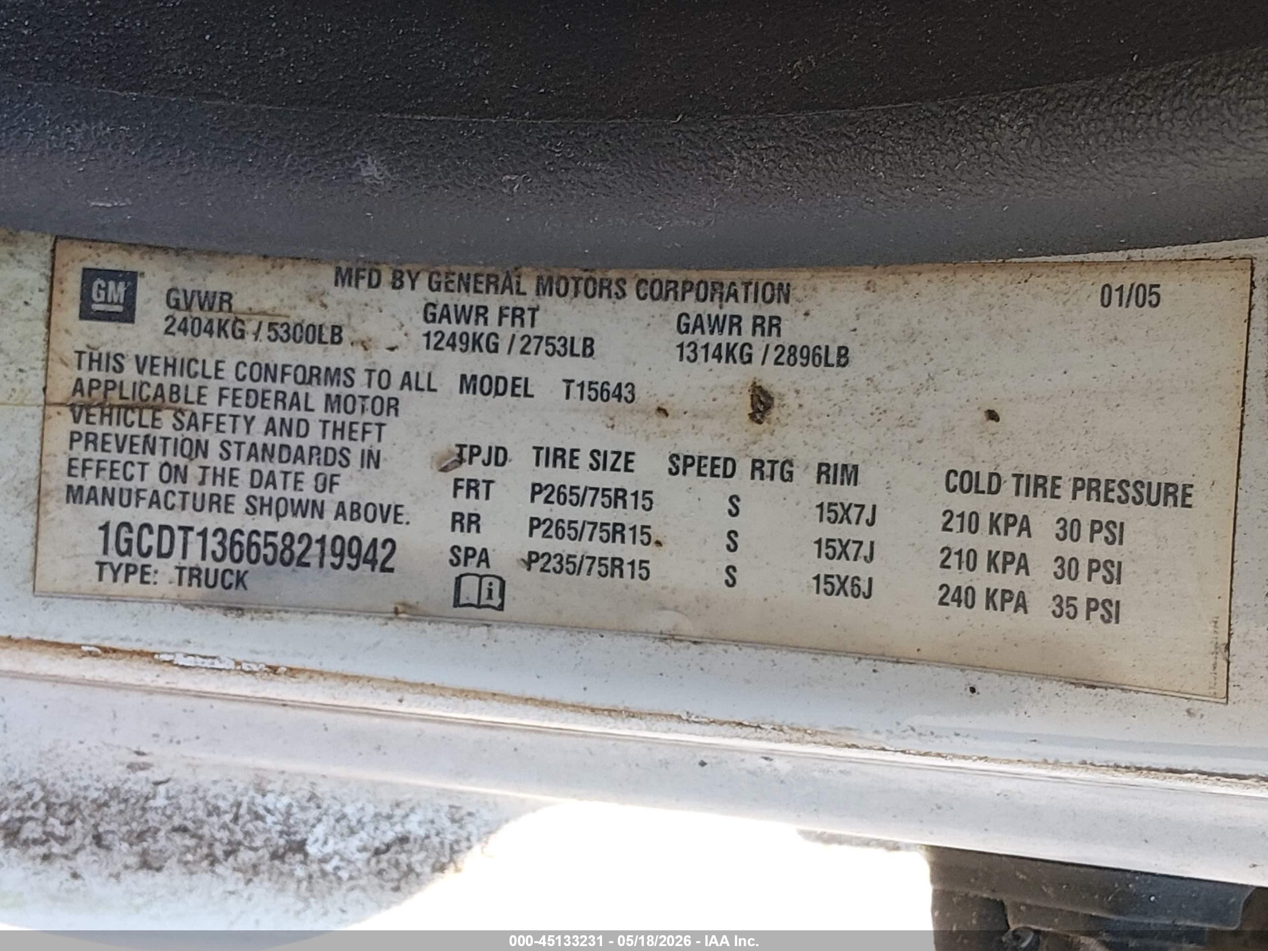 CHEVROLET COLORADO image 9