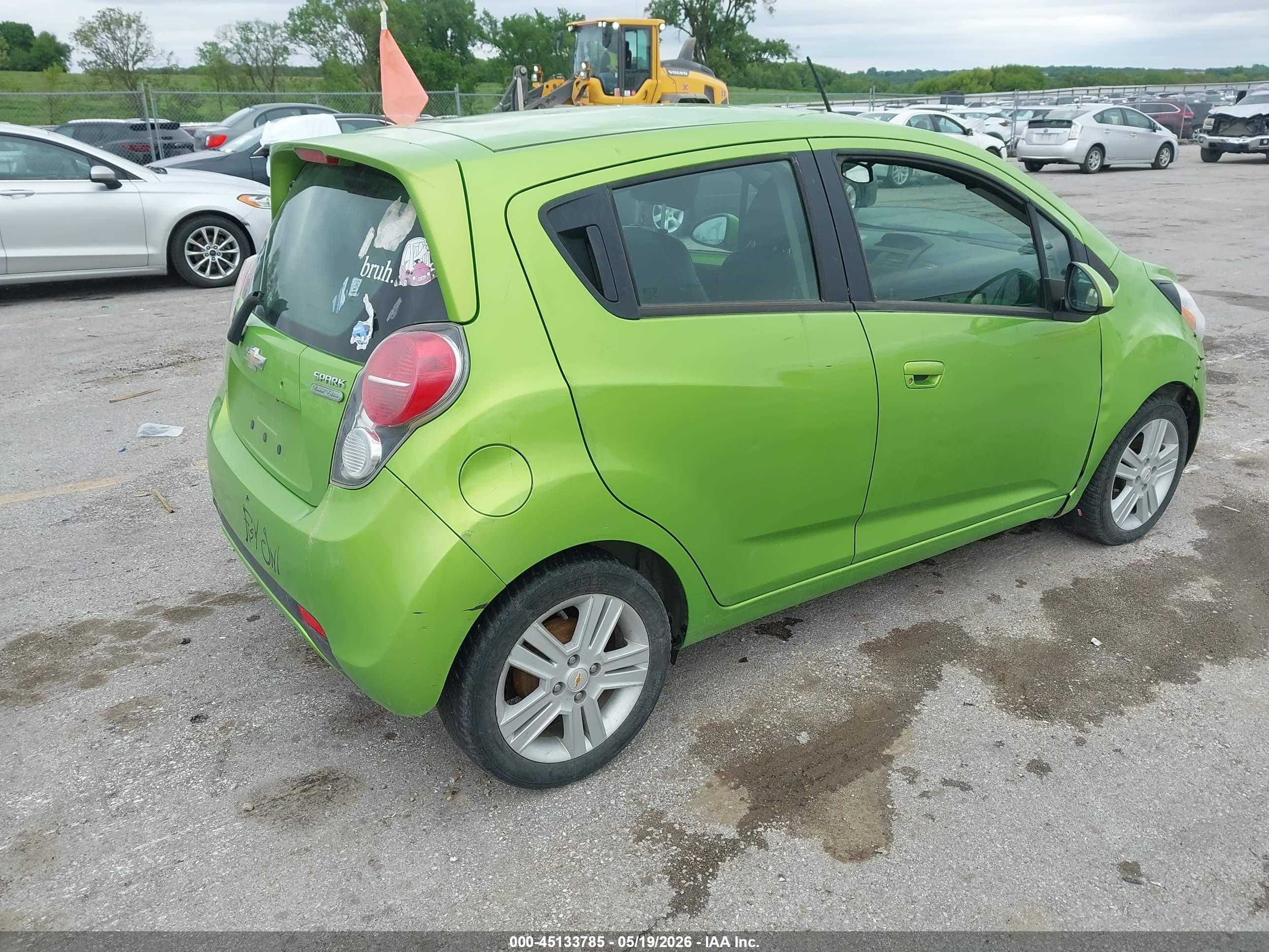 CHEVROLET SPARK image 4