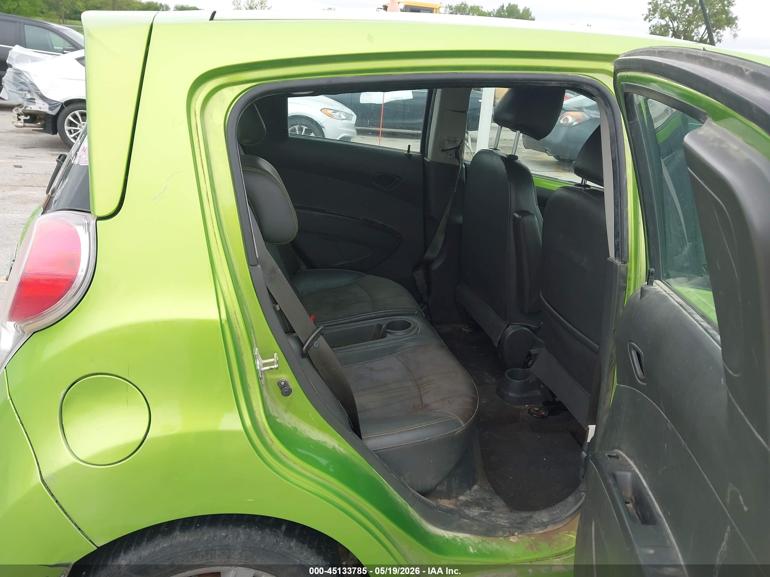 CHEVROLET SPARK image 8