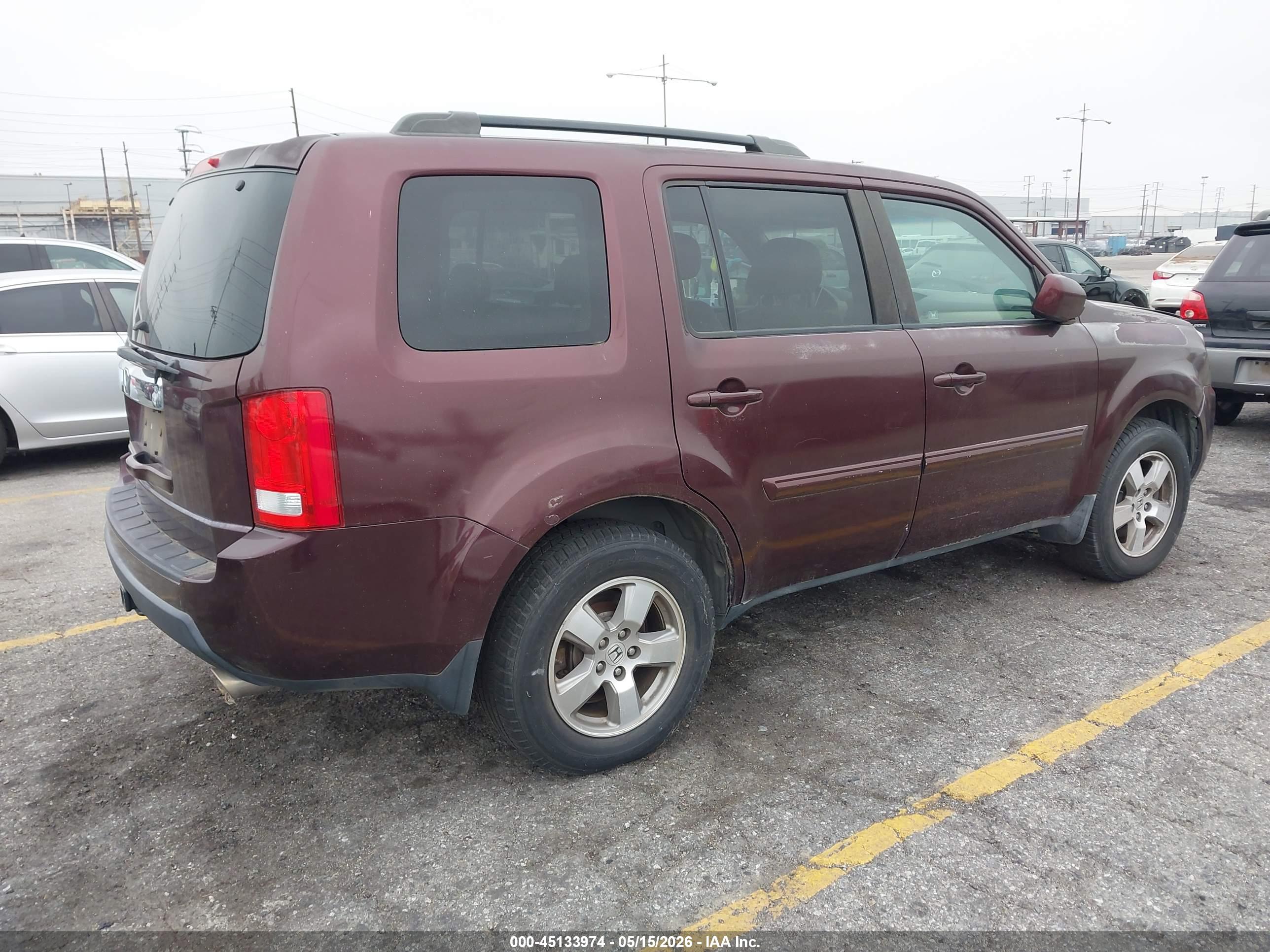 HONDA PILOT image 4