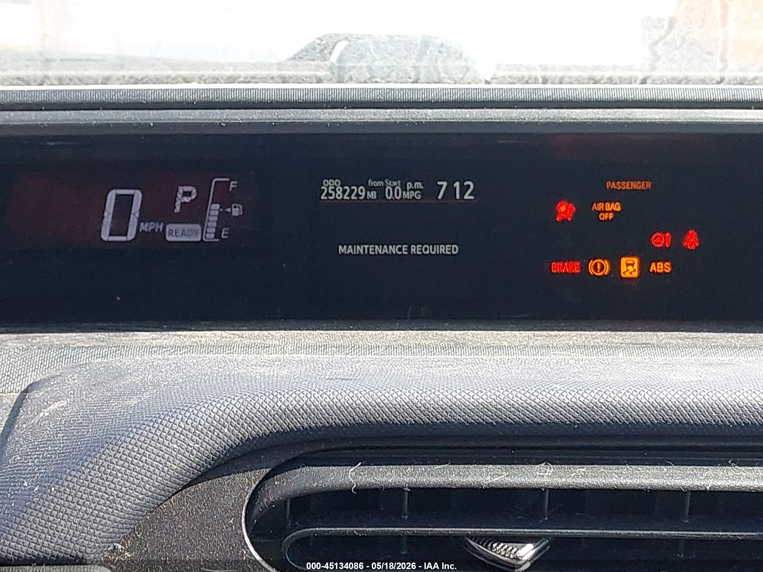 TOYOTA PRIUS image 7