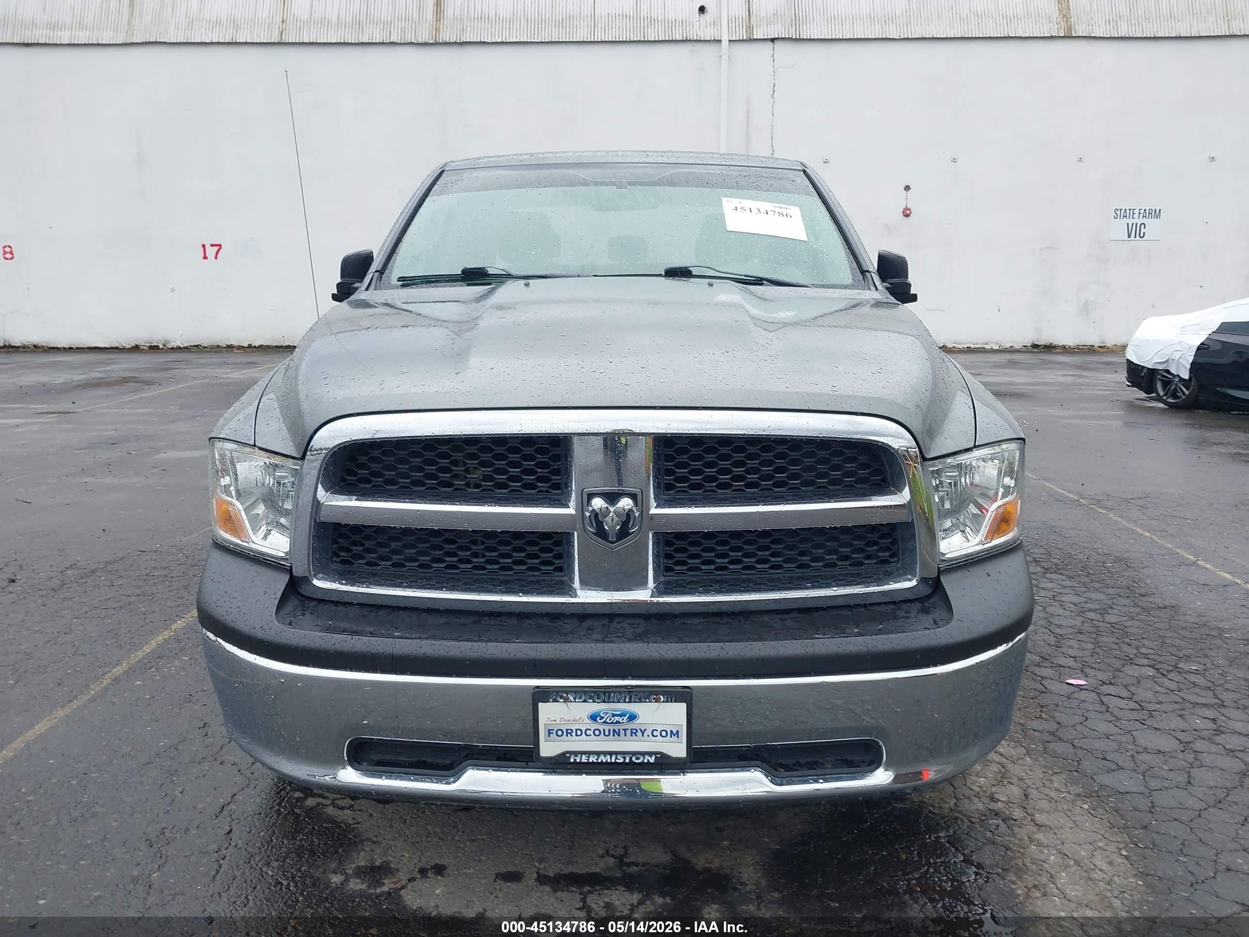 DODGE RAM image 6