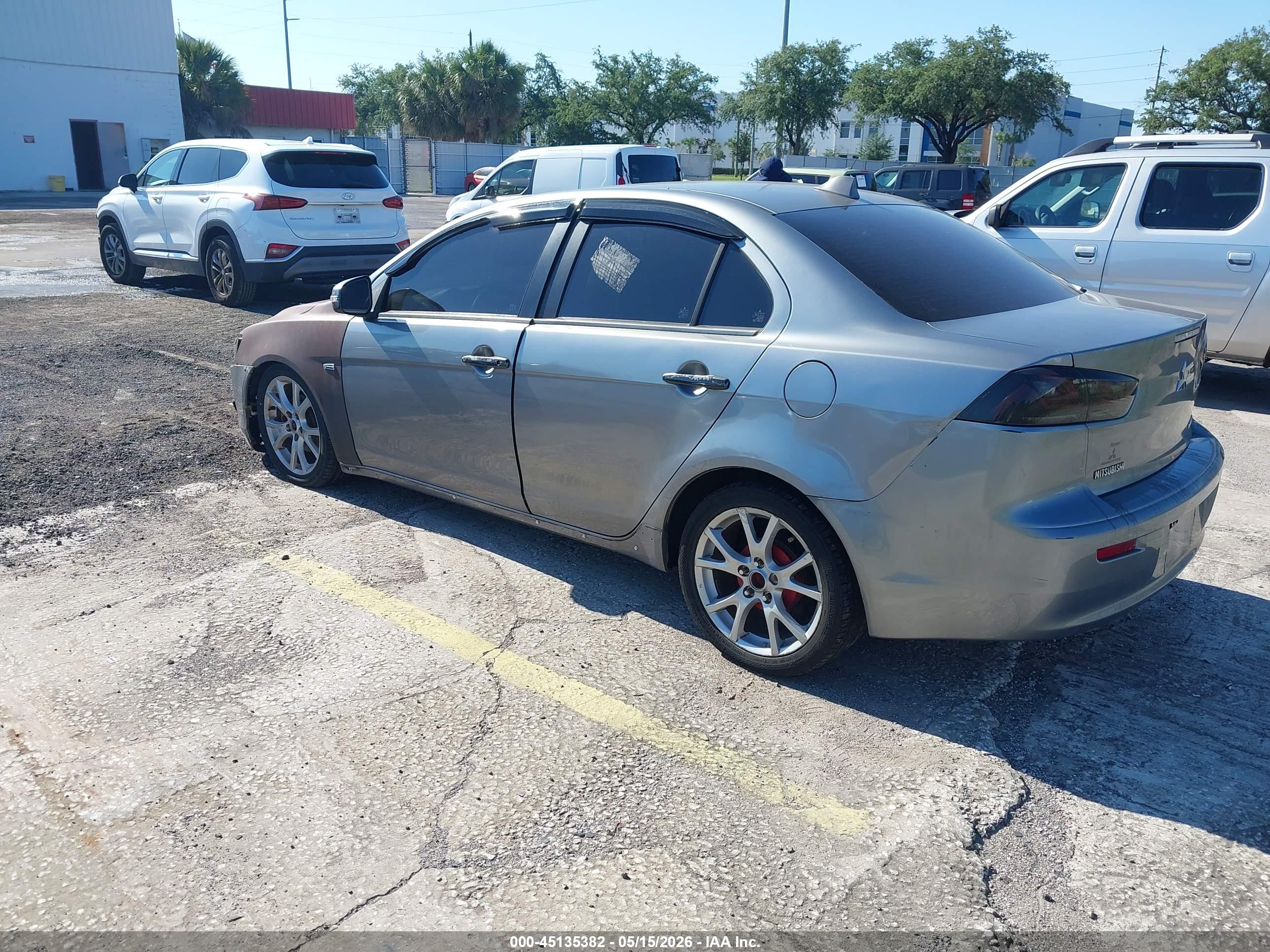 MITSUBISHI LANCER image 3