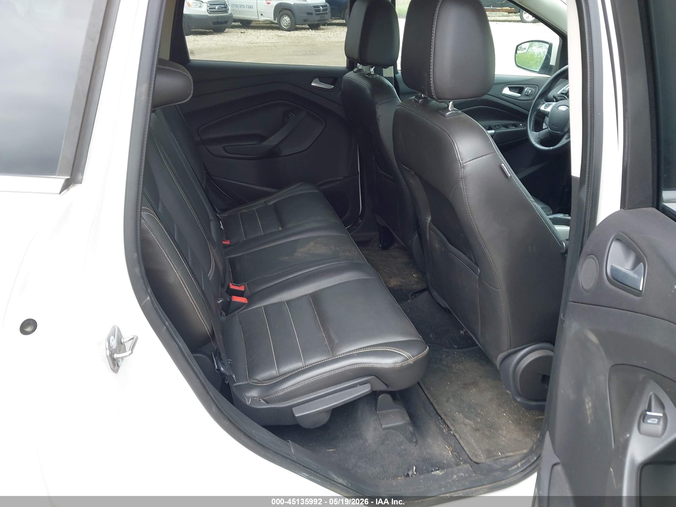 FORD ESCAPE image 8