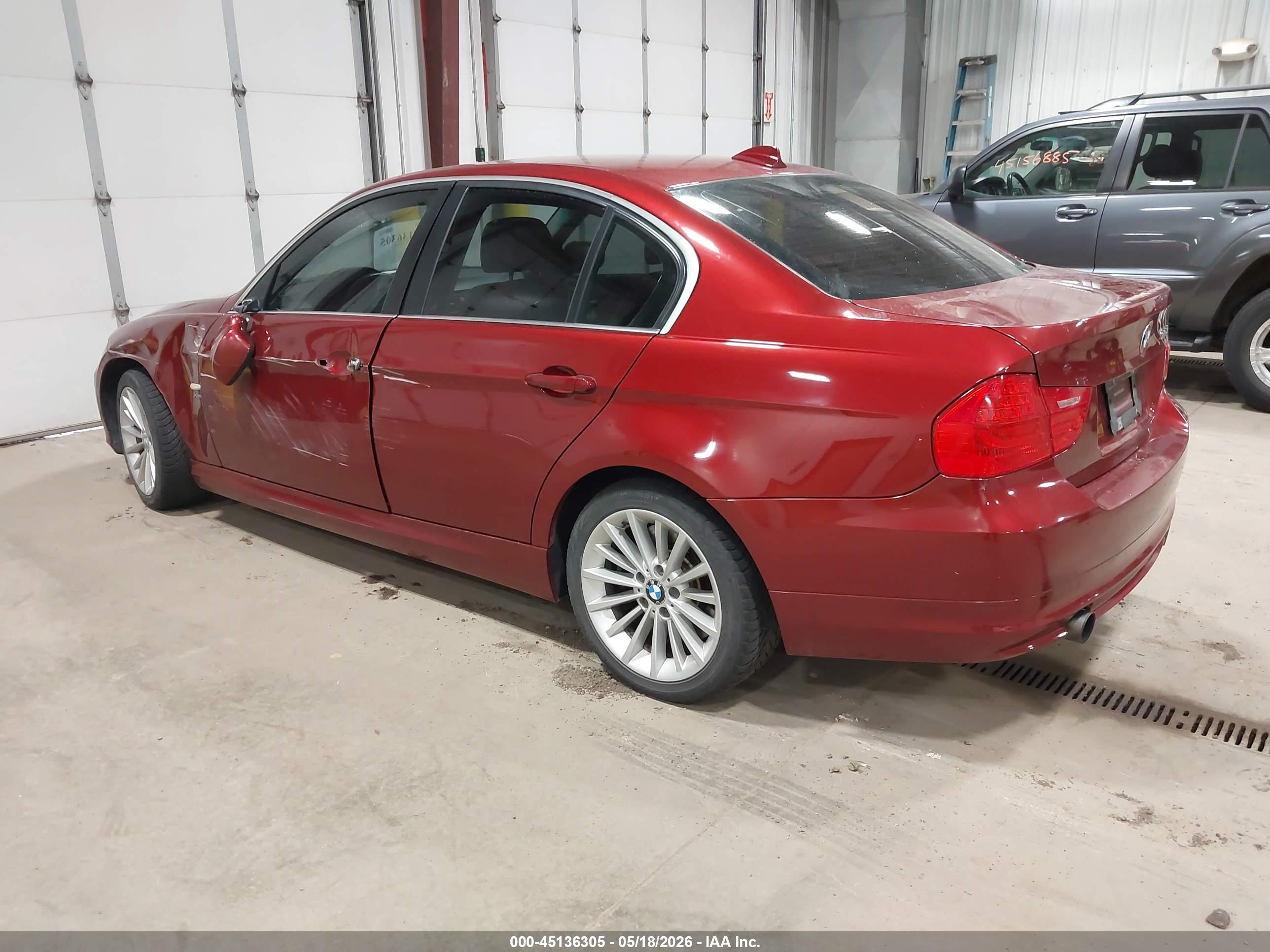 BMW 335I image 3