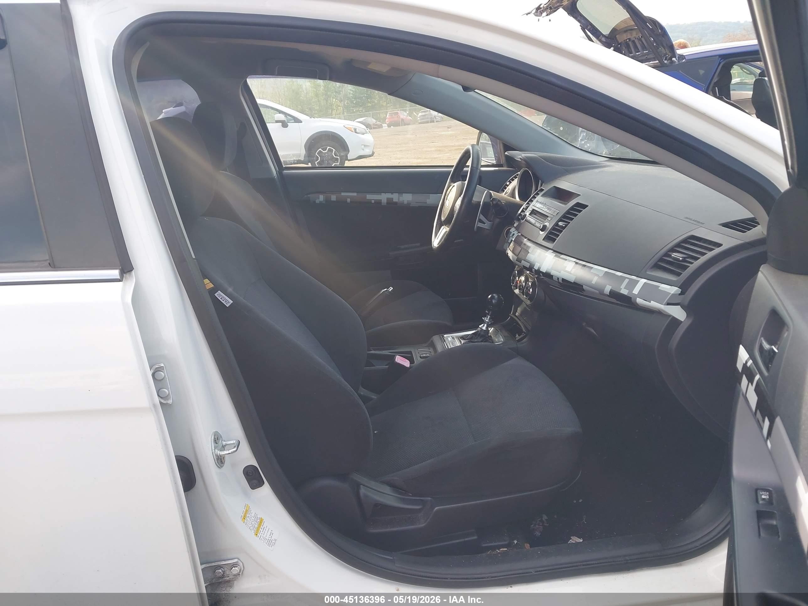 MITSUBISHI LANCER image 5
