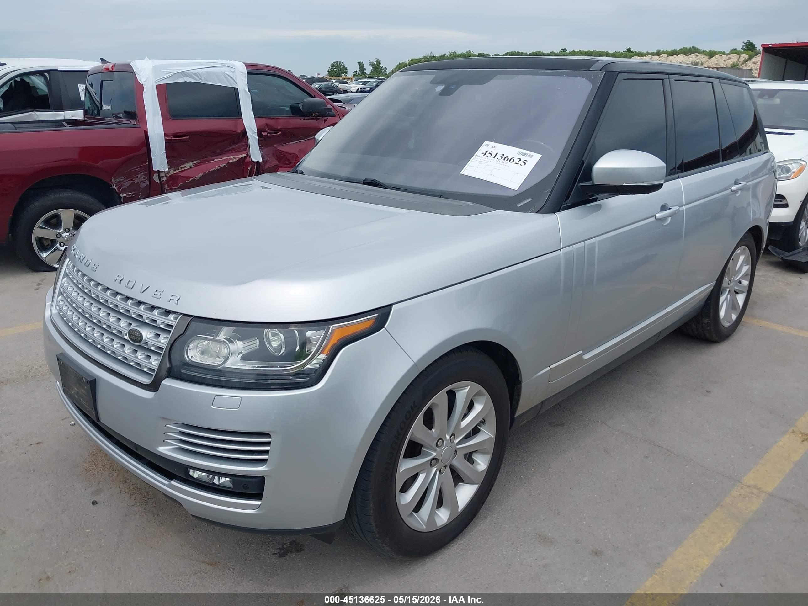 LAND ROVER image 2