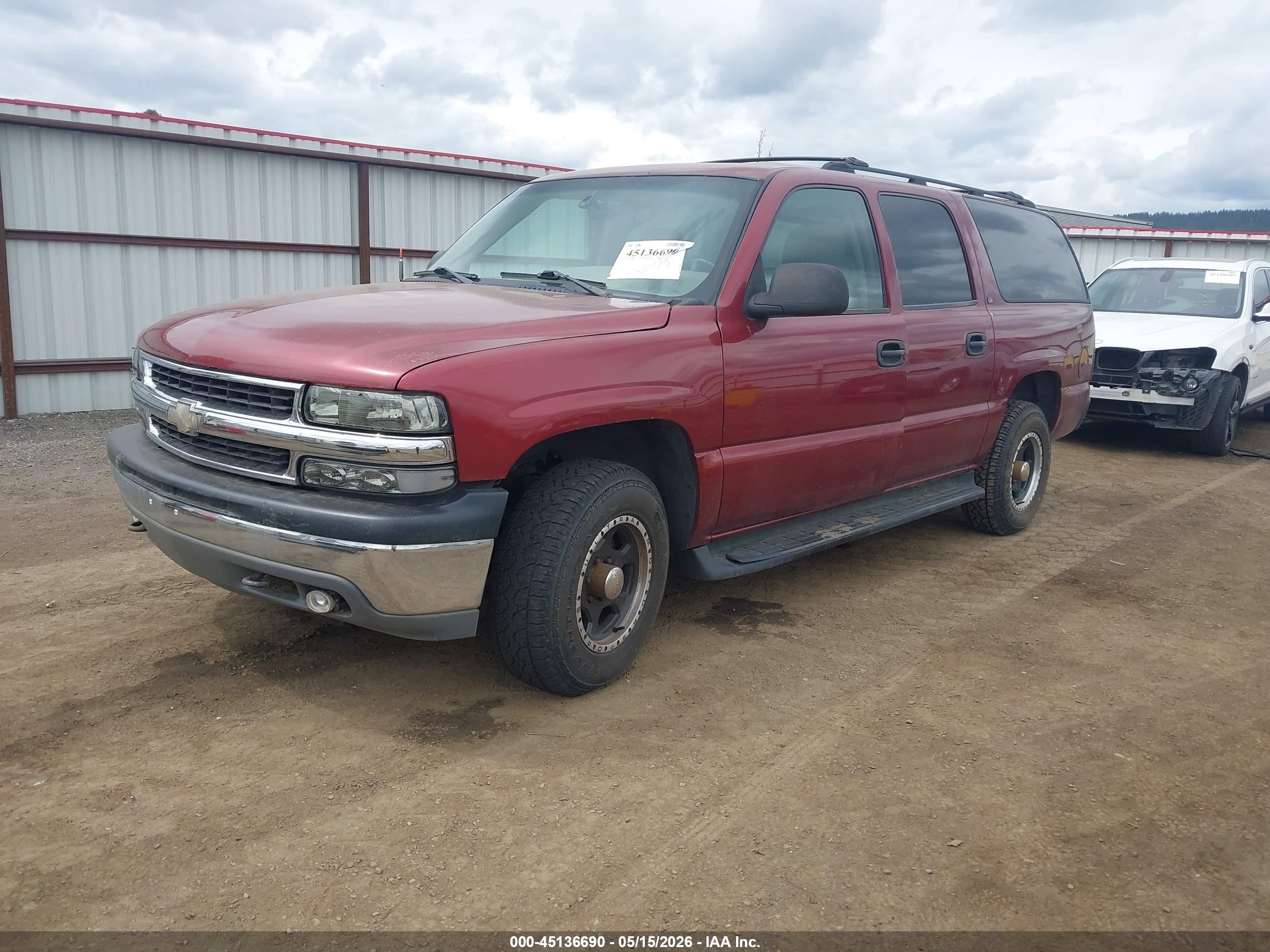 CHEVROLET SUBURBAN image 2