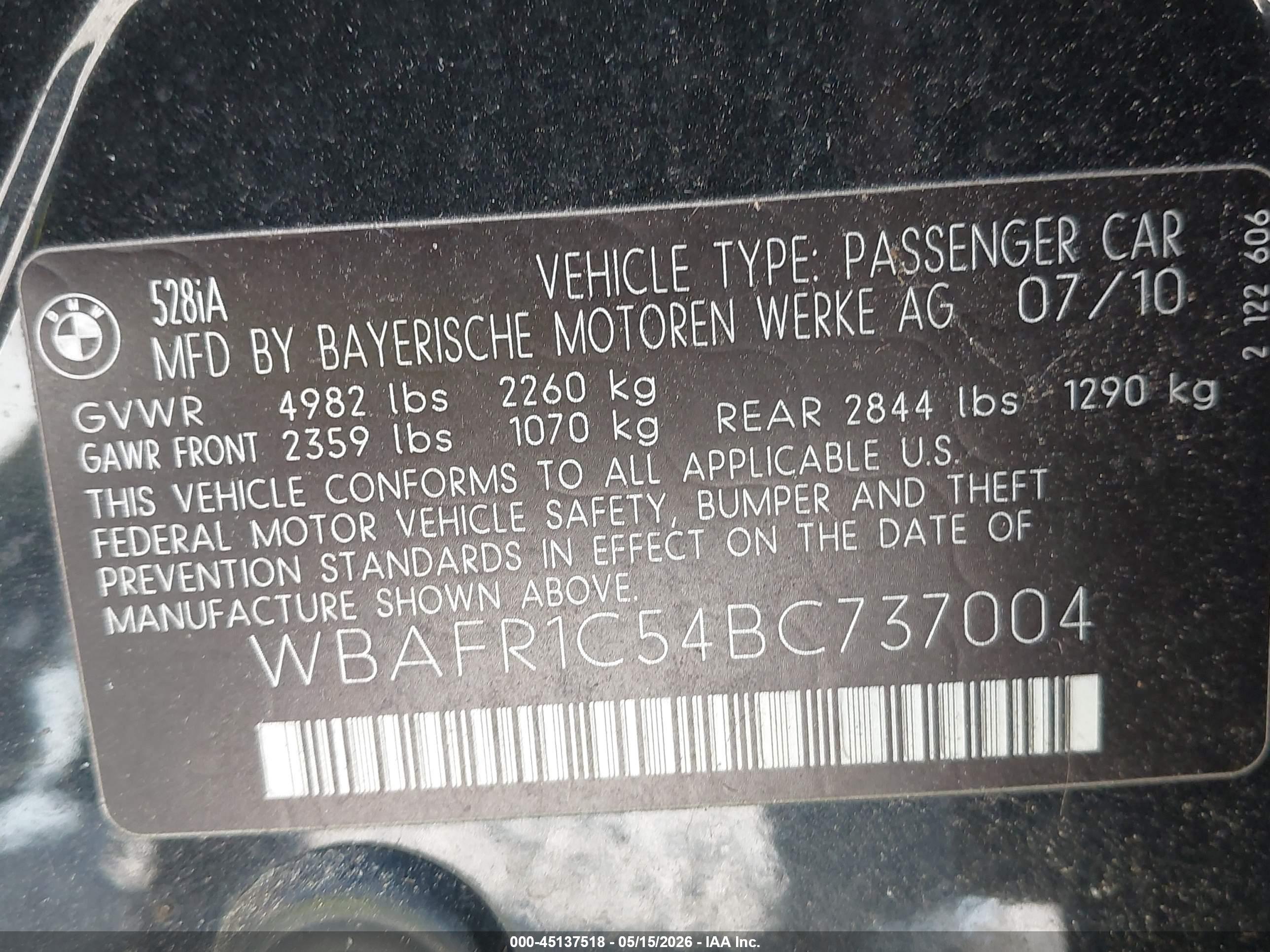 BMW 528I image 9