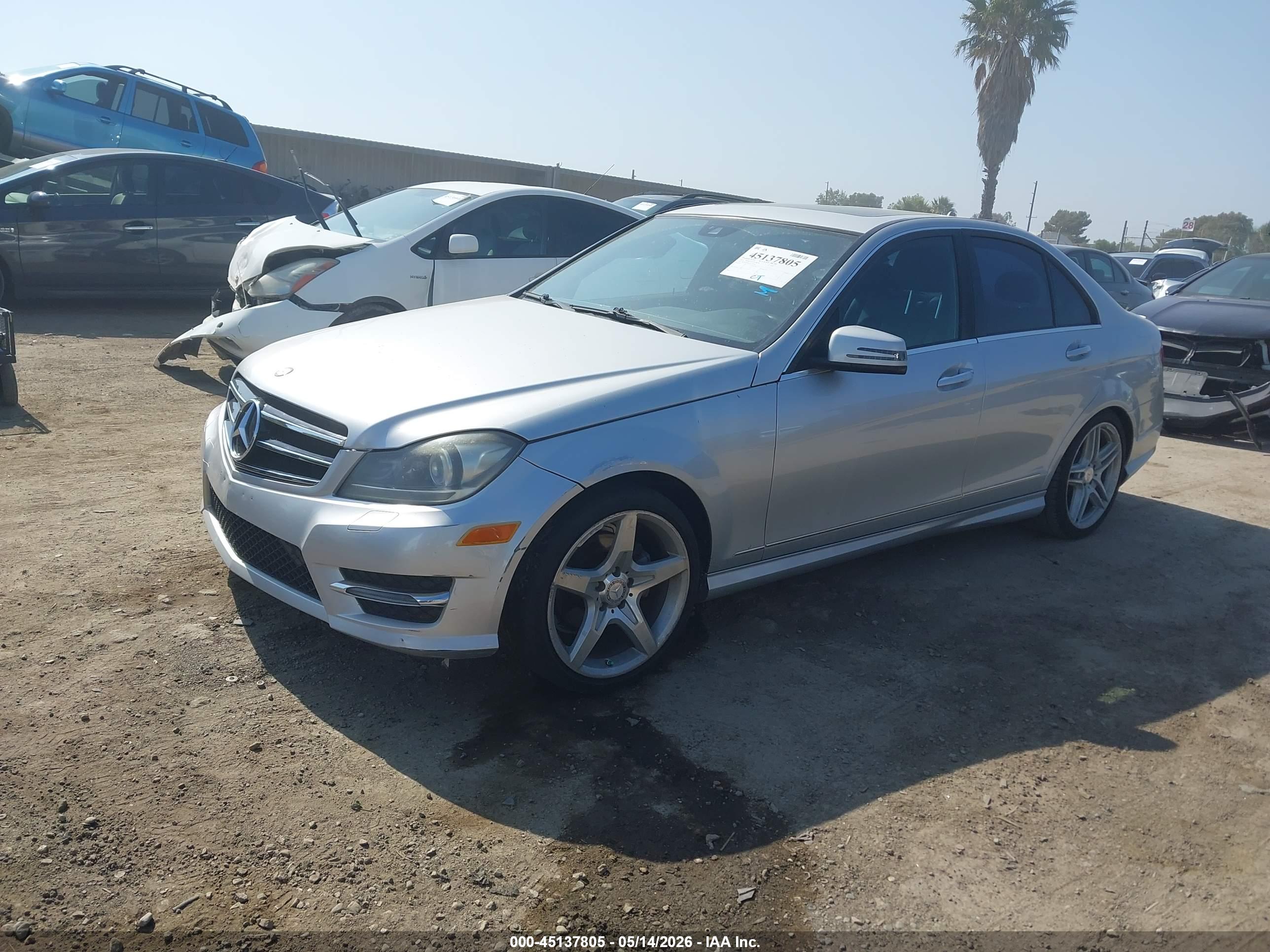 MERCEDES-BENZ C image 2