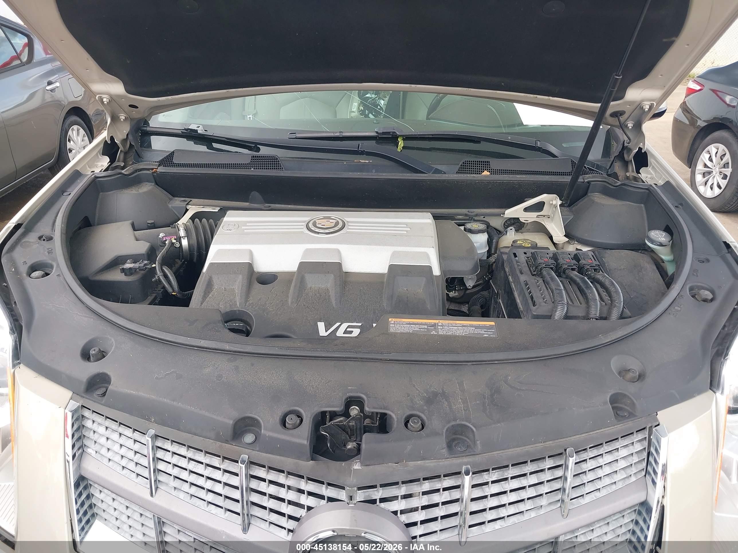 CADILLAC SRX image 10
