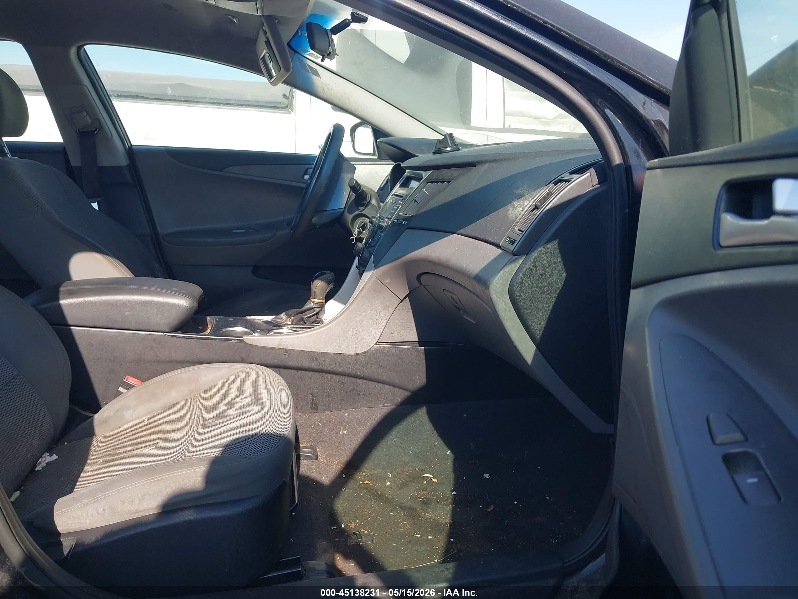 HYUNDAI SONATA image 5