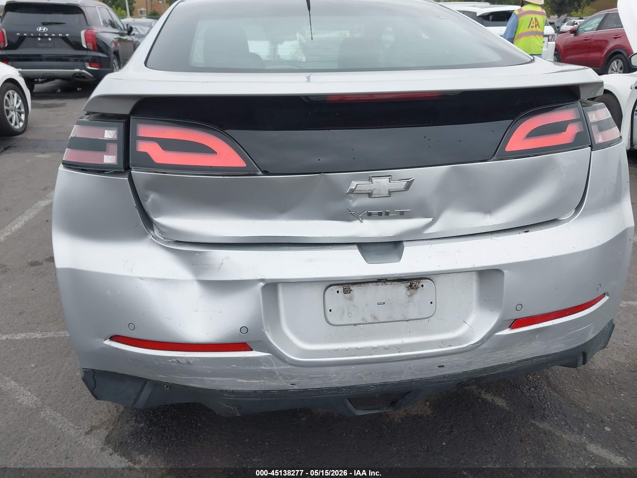 CHEVROLET VOLT image 6