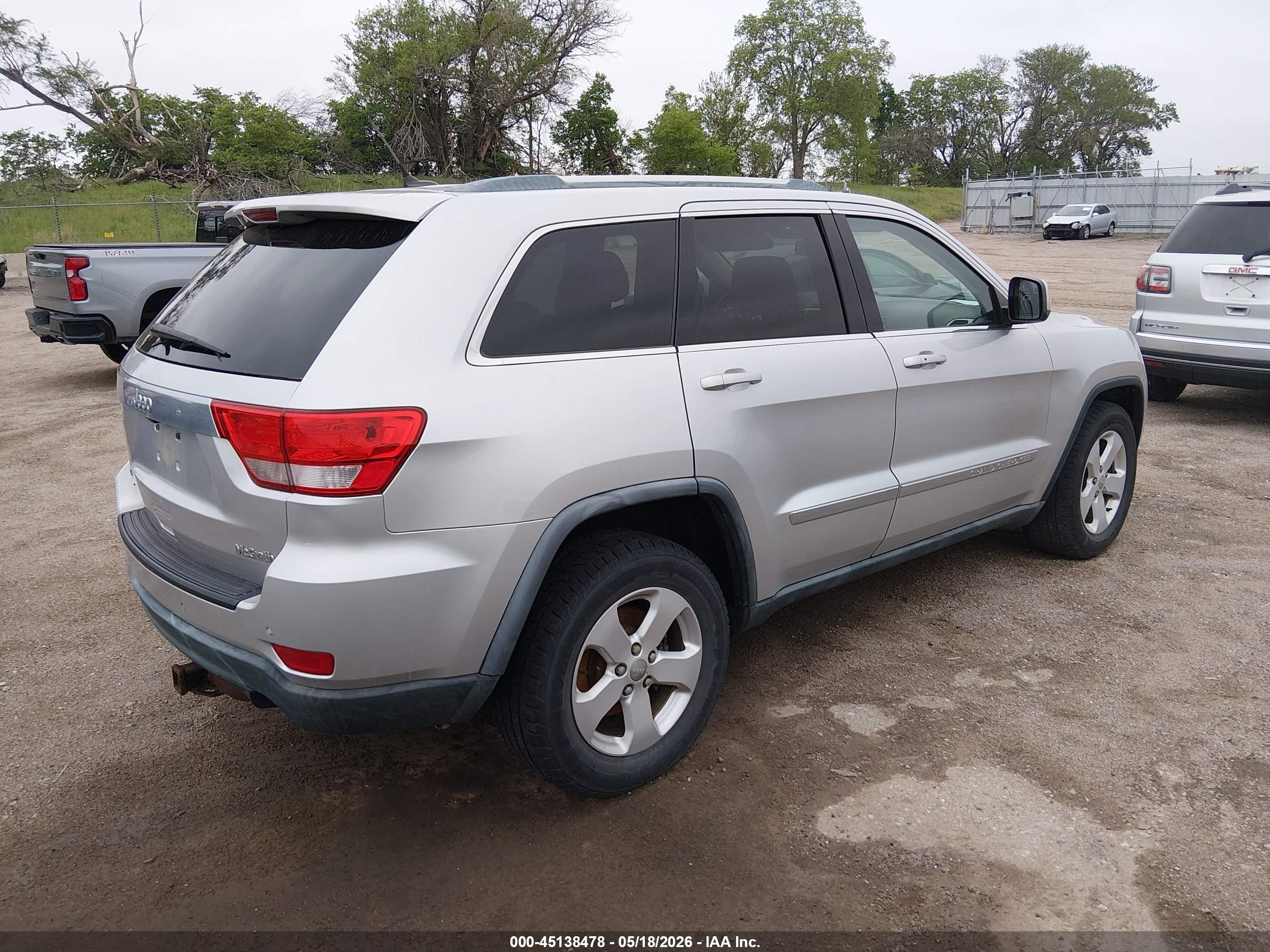 JEEP GRAND image 4