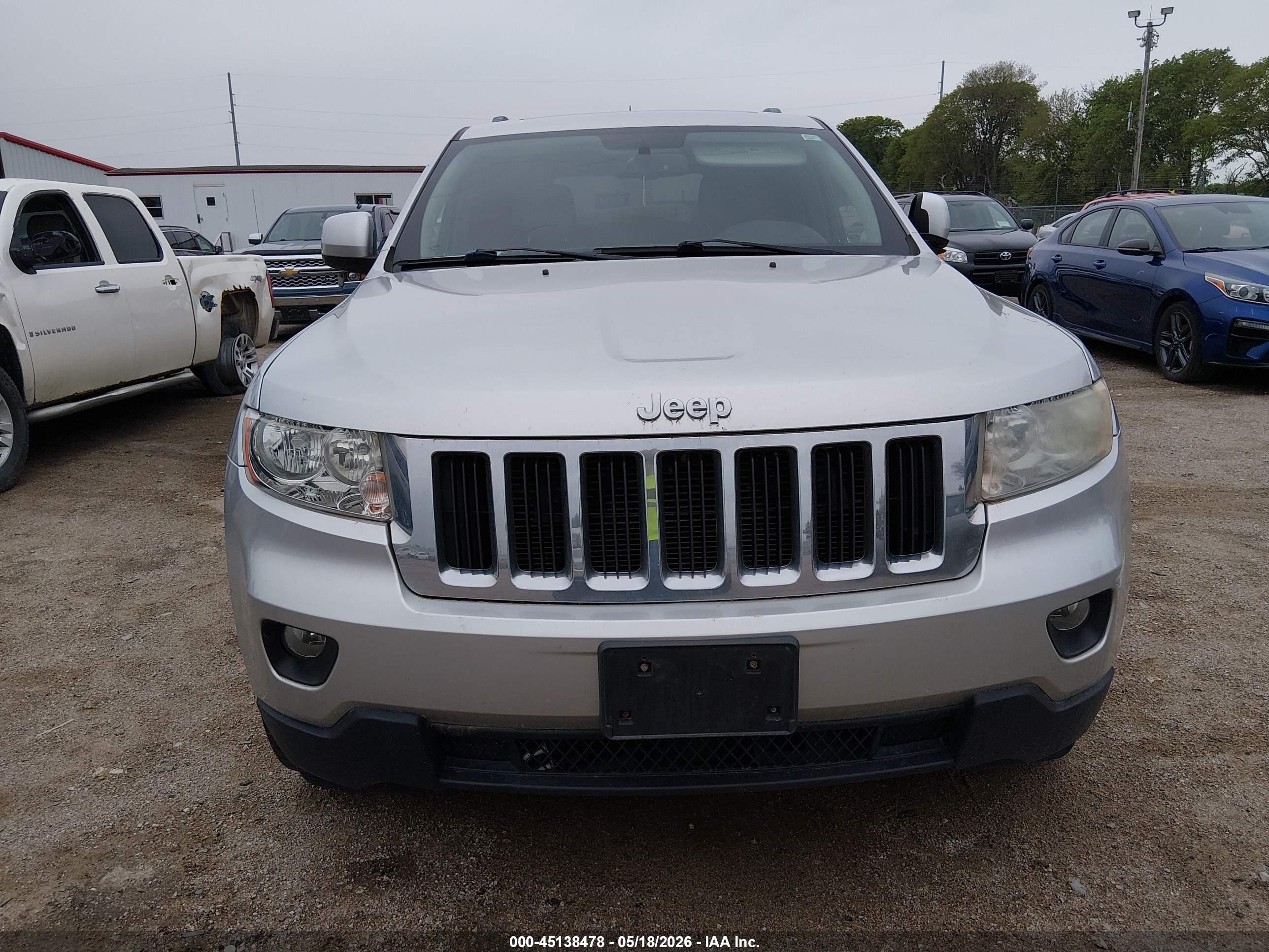 JEEP GRAND image 6