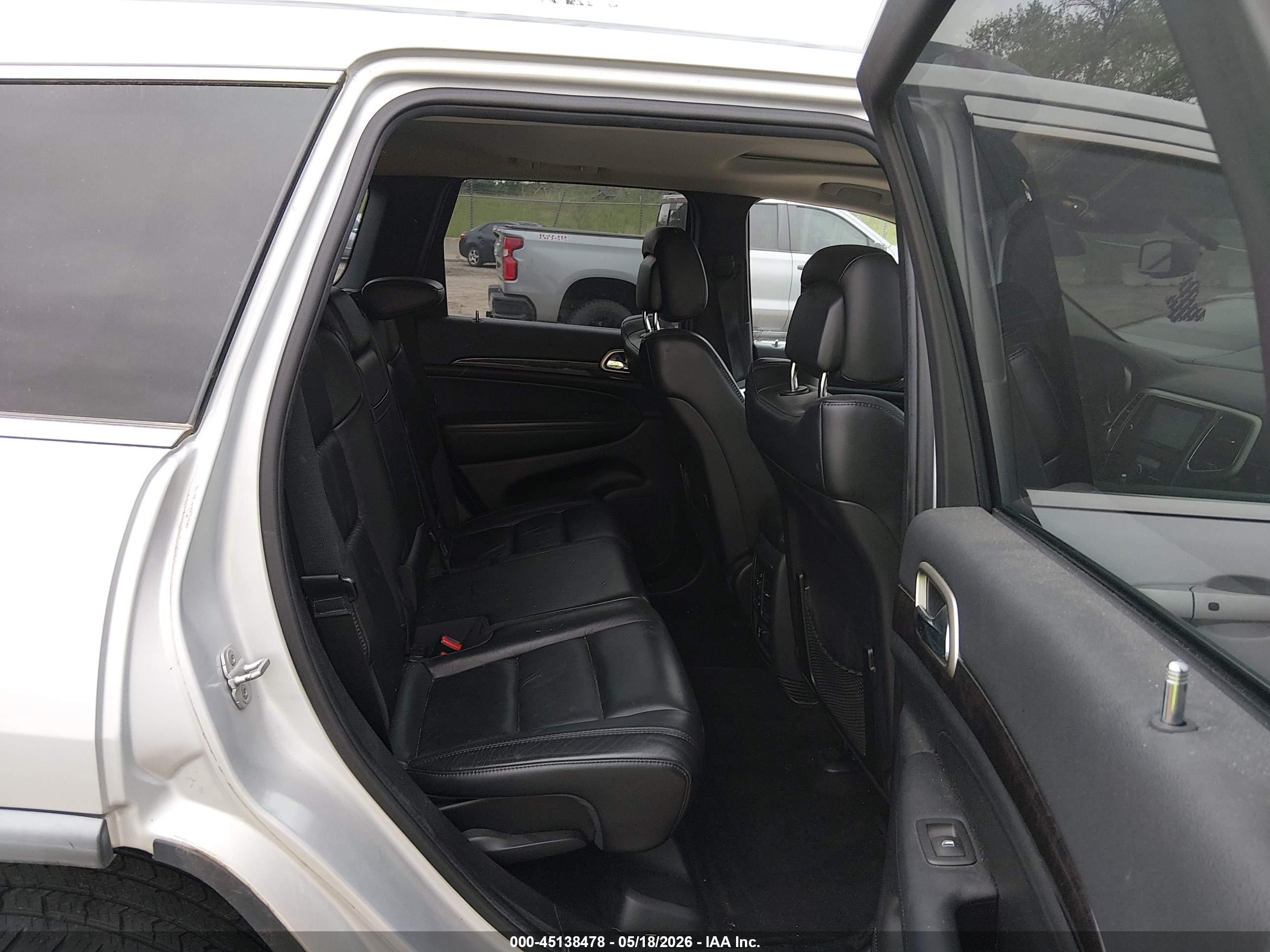 JEEP GRAND image 8