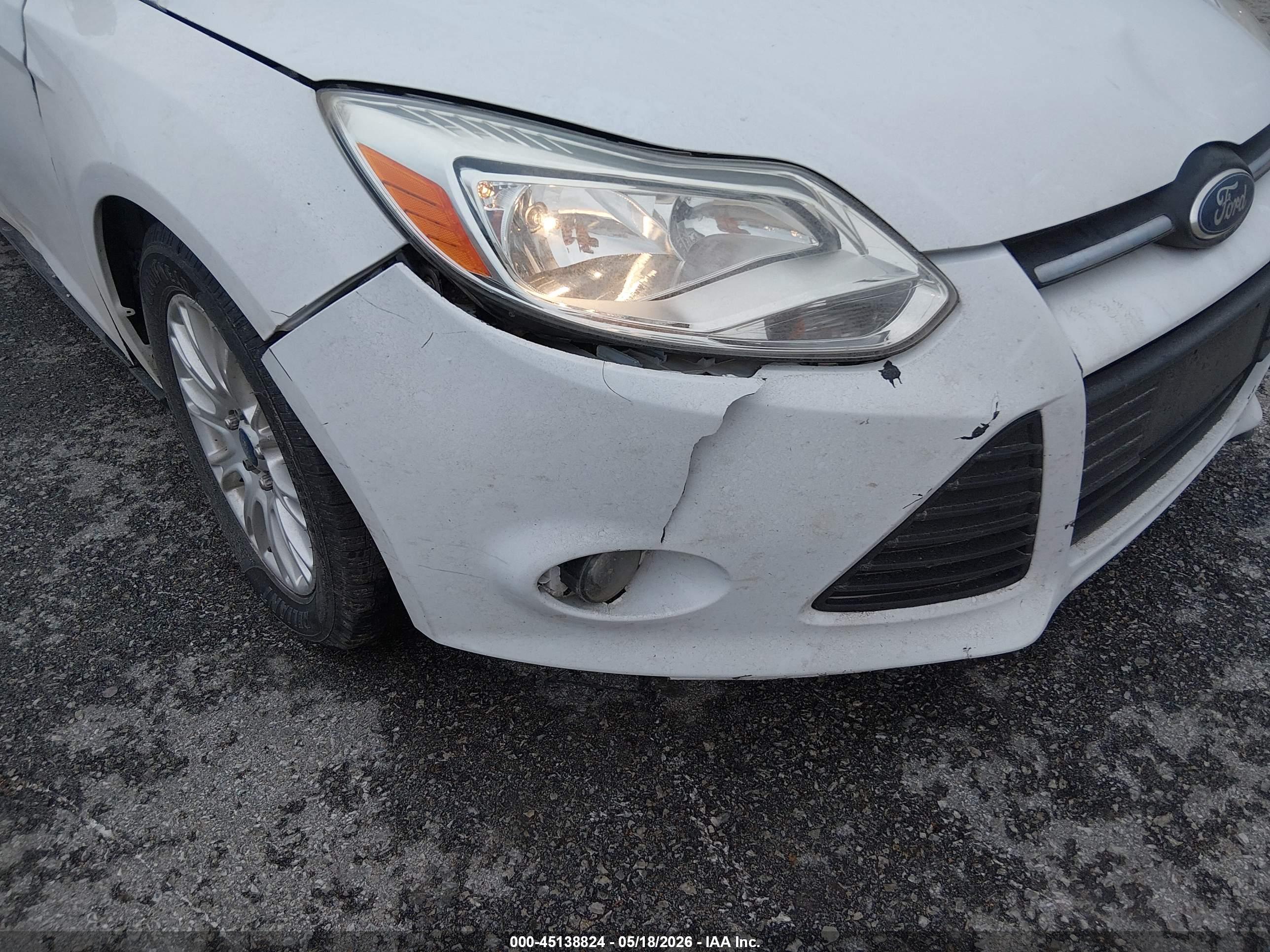 FORD FOCUS image 6