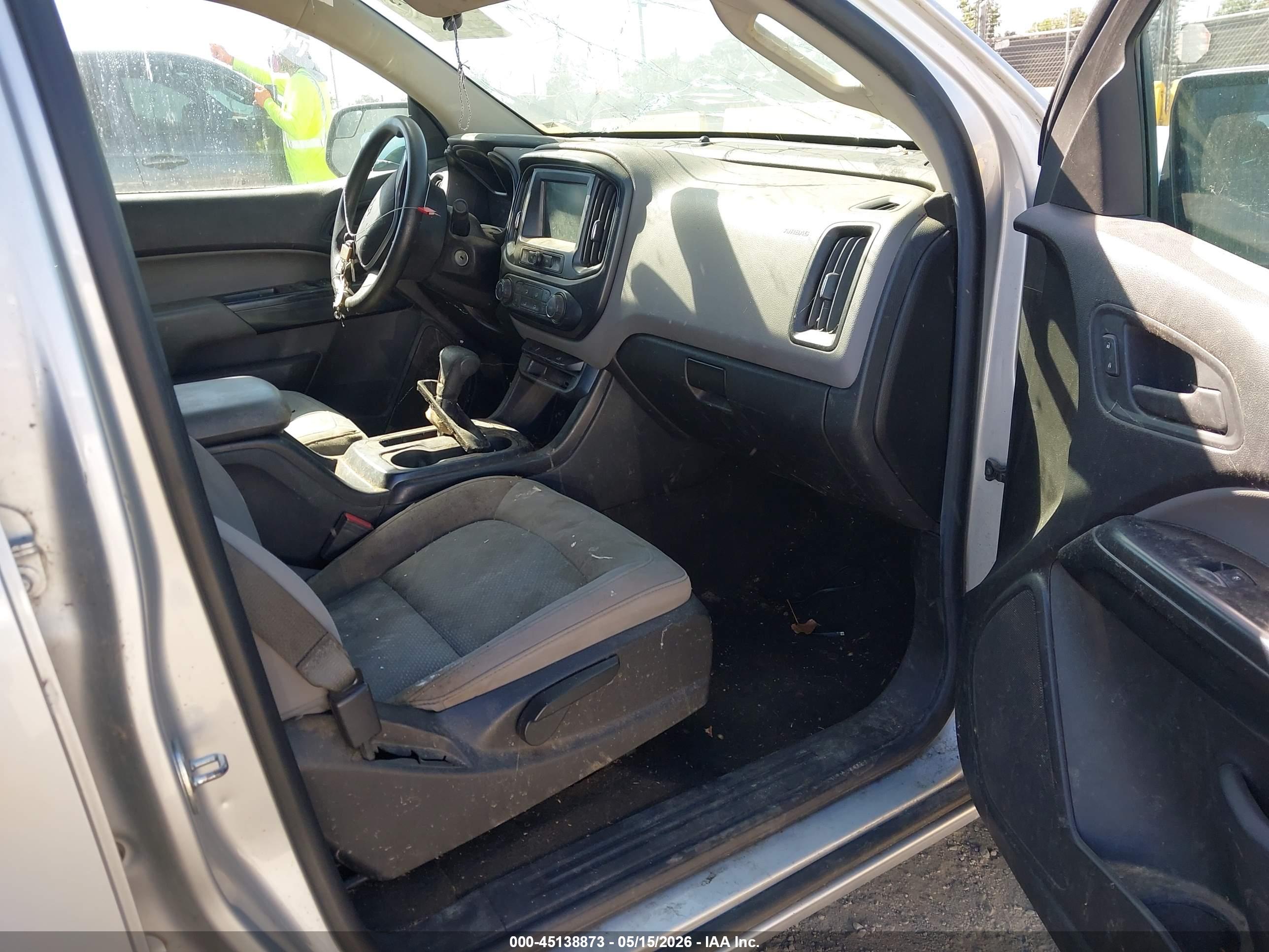 CHEVROLET COLORADO image 5